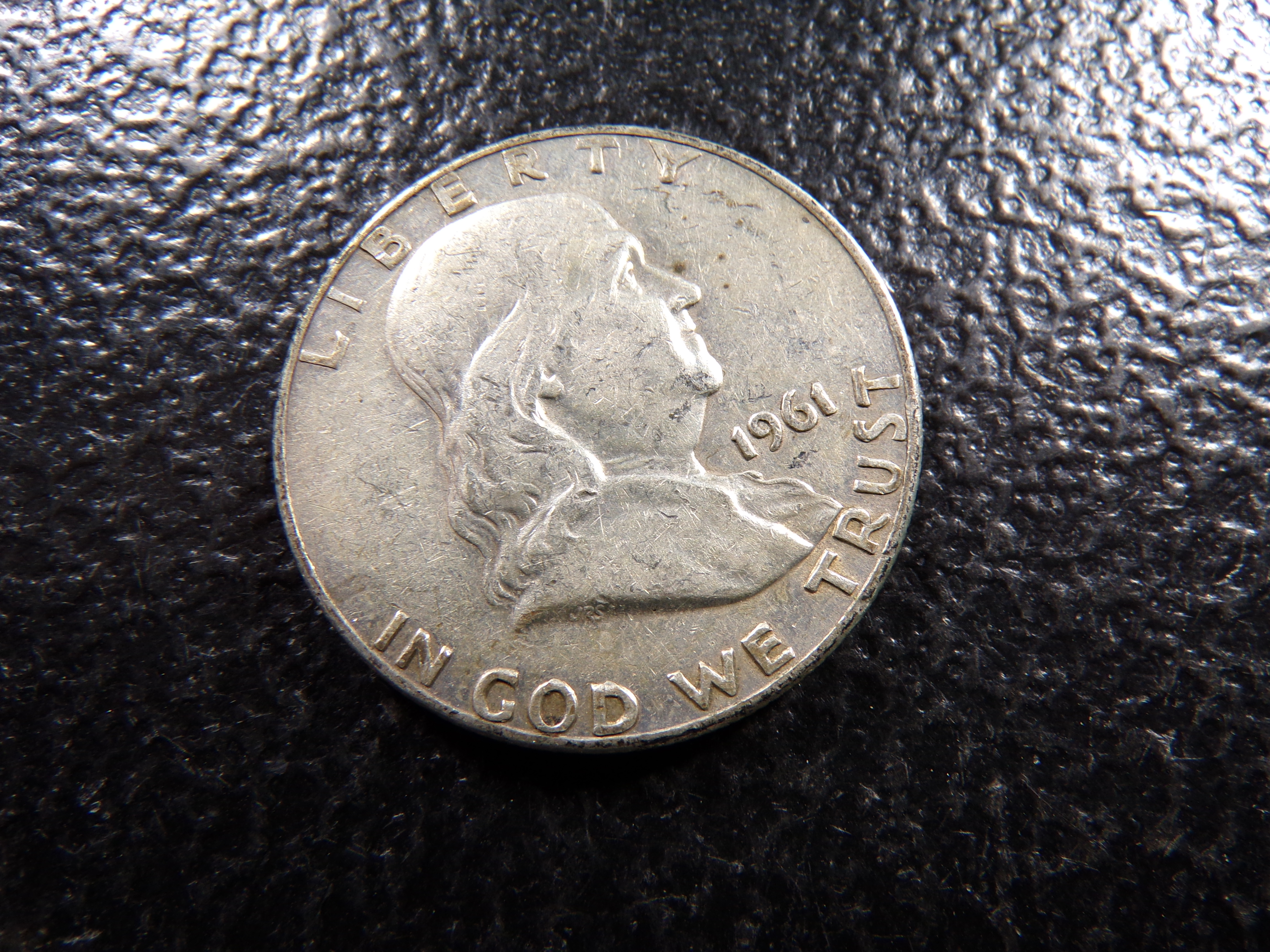 1961-D FRANKLIN SILVER HALF DOLLAR ***MINTED 20 MILLION +