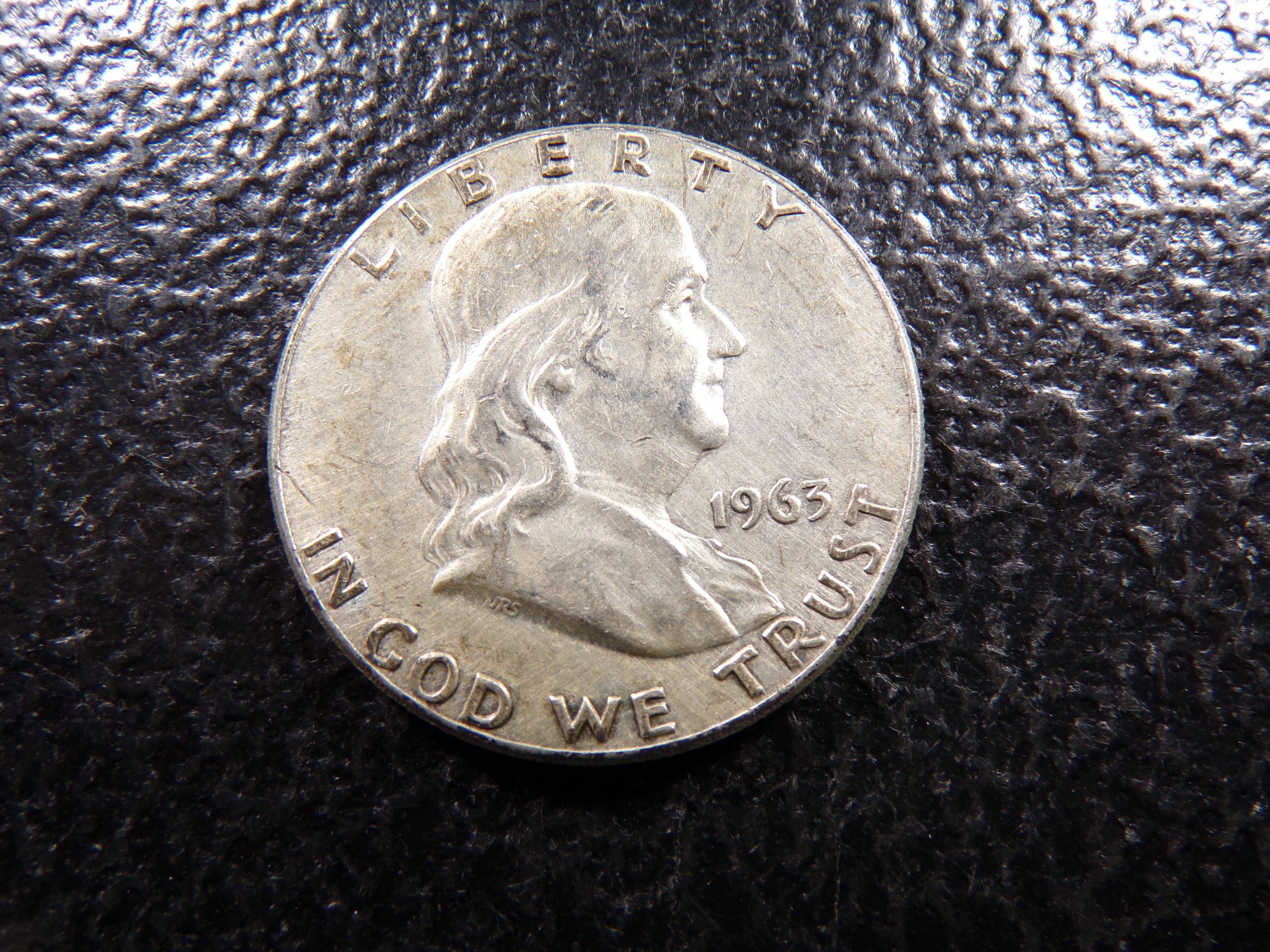 1963 FRANKLIN SILVER HALF DOLLAR ***MINTED 25 MILLION +