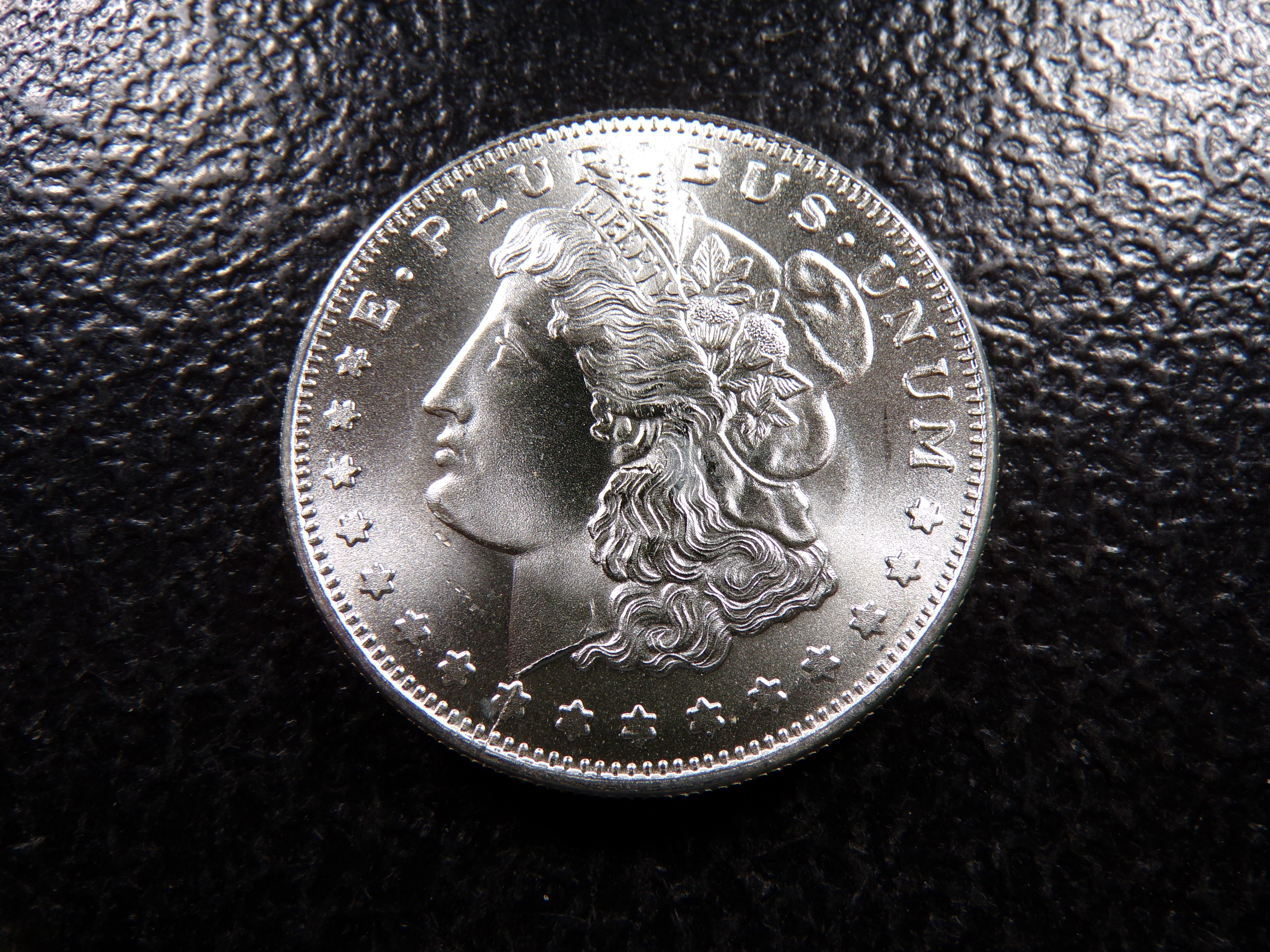 SILVER COLLECTIBLE 1 OUNCE .999 FINE SILVER