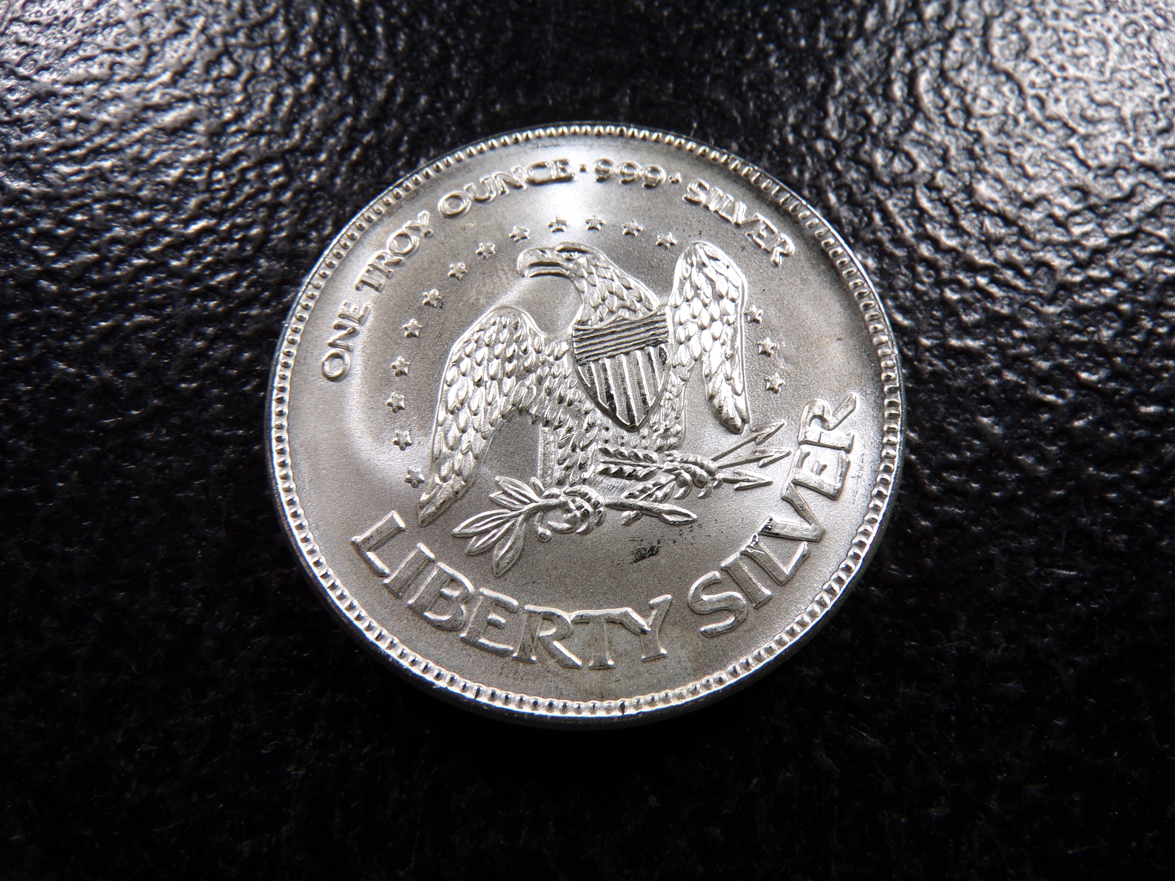 SILVER COLLECTIBLE 1 OUNCE .999 FINE SILVER