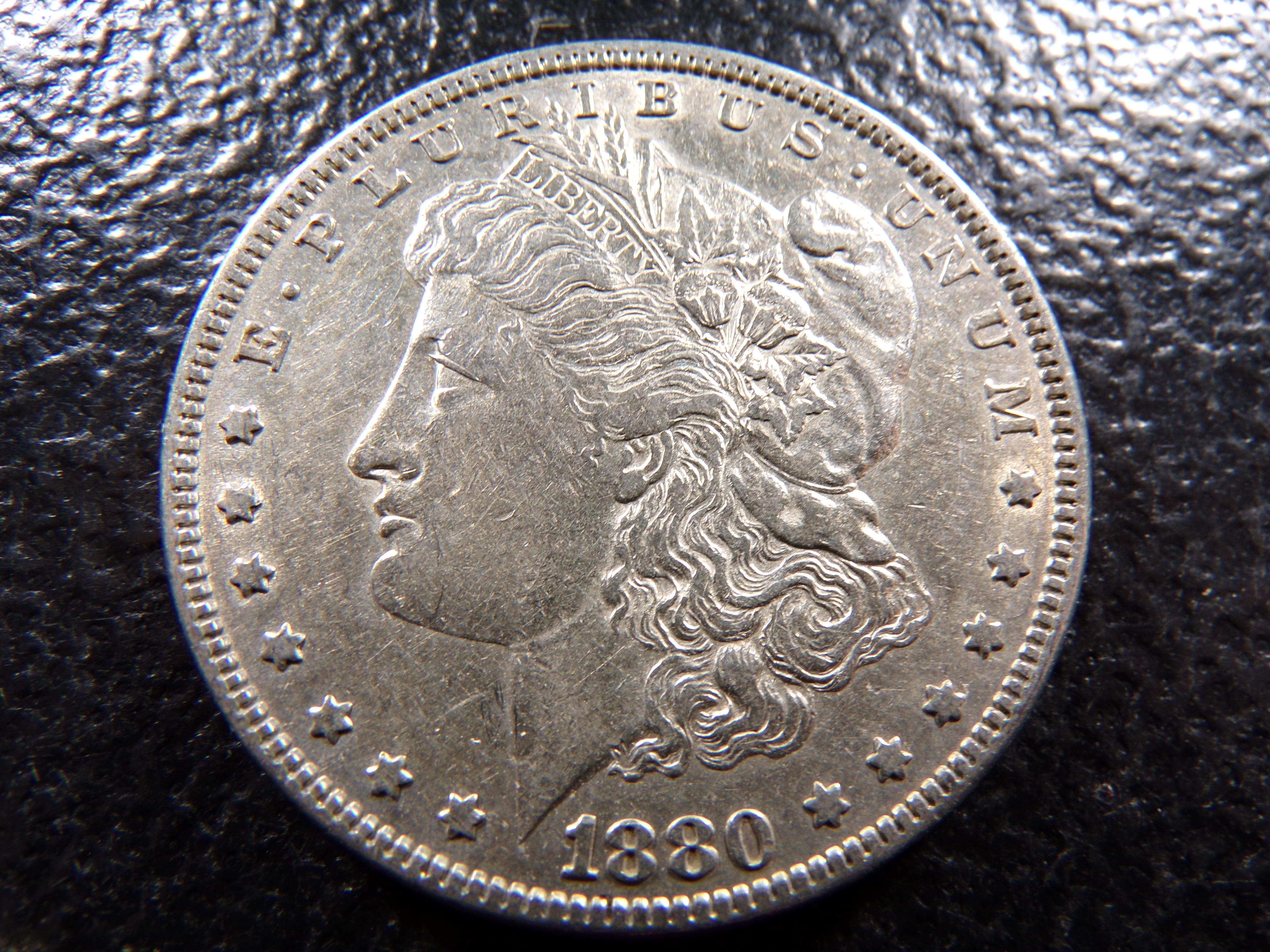 1880 MORGAN SILVER DOLLAR