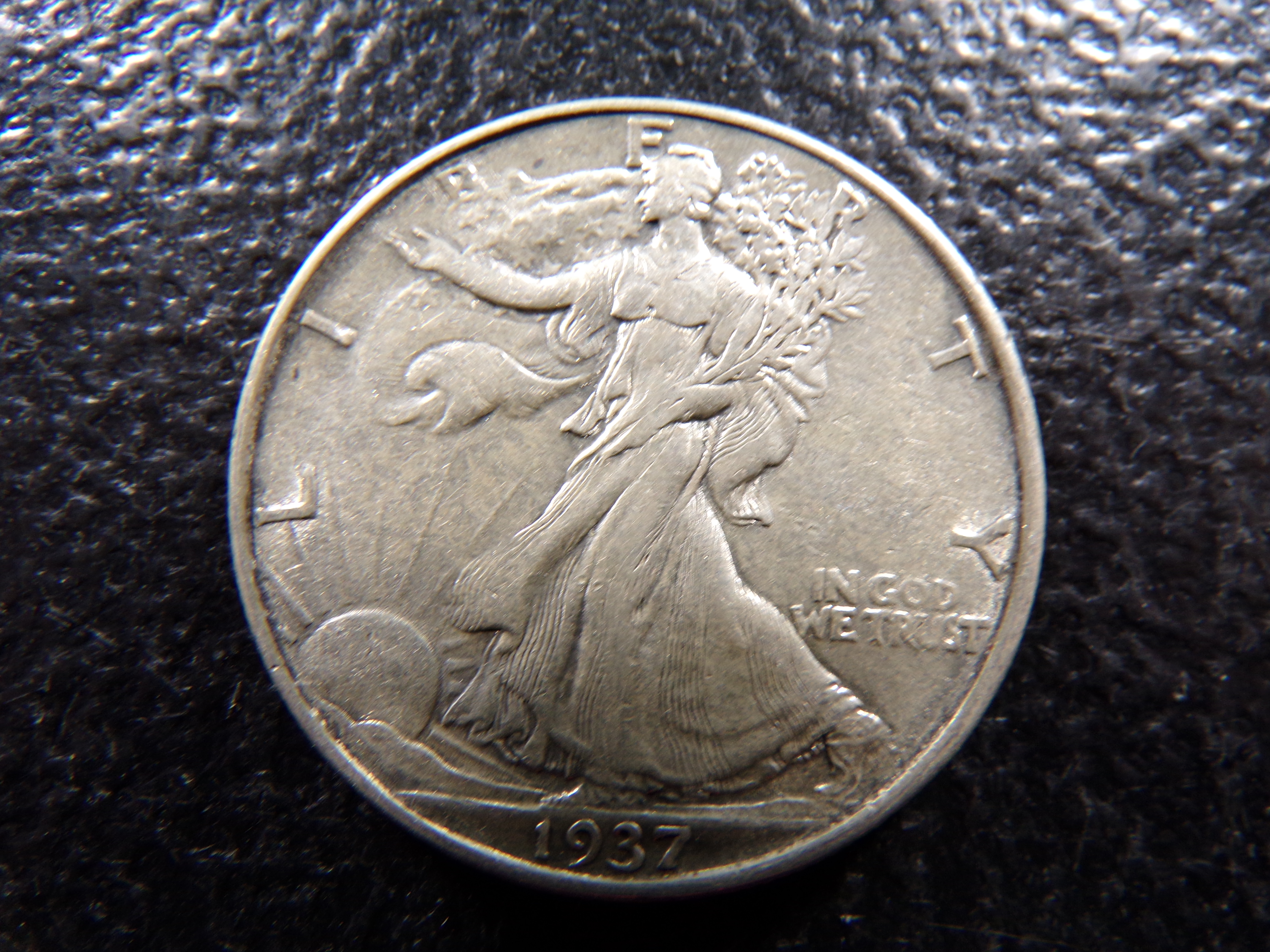 1937 HIGH GRADE WALKING LIBERTY SILVER HALF DOLLAR