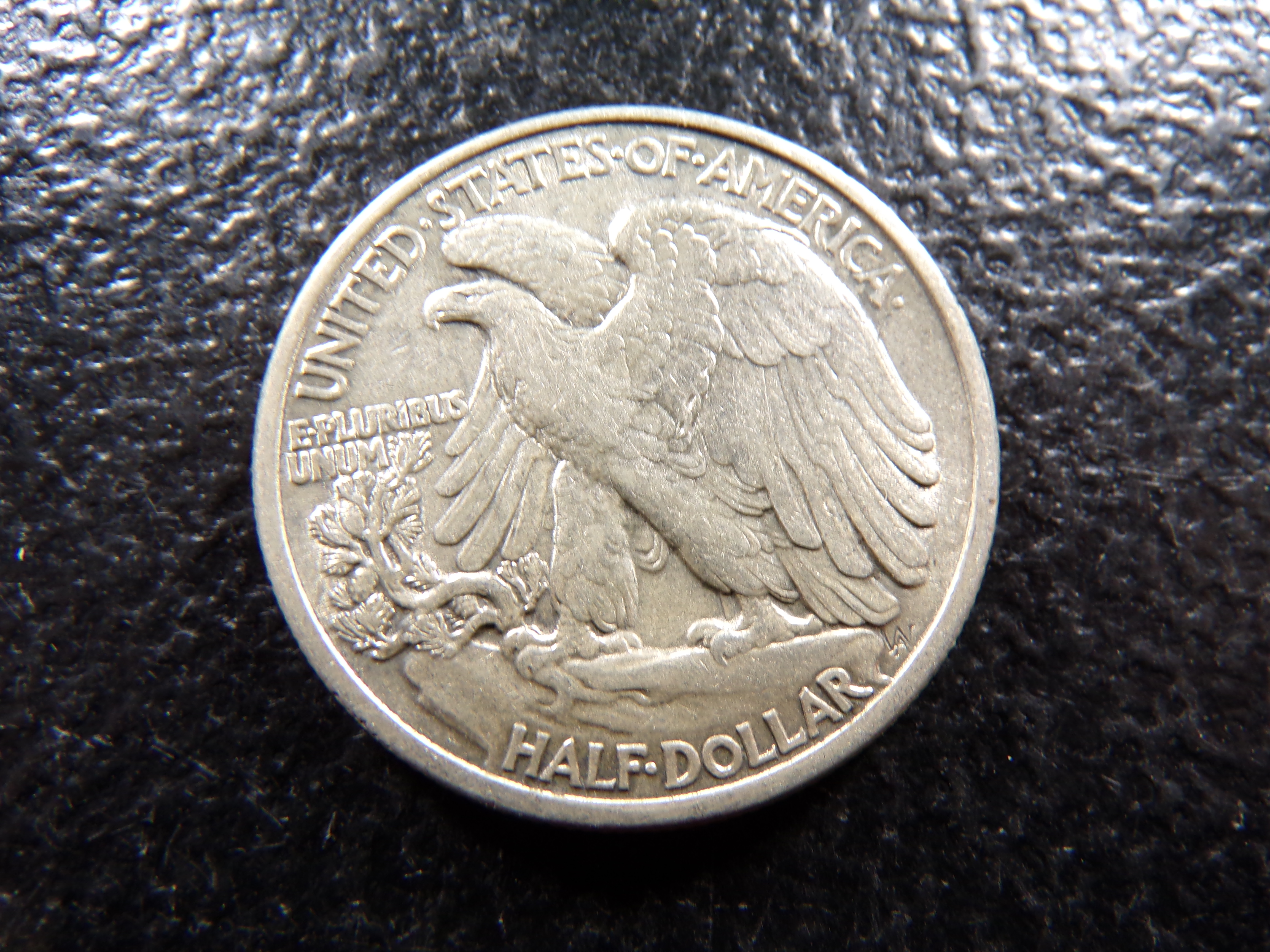 1937 HIGH GRADE WALKING LIBERTY SILVER HALF DOLLAR