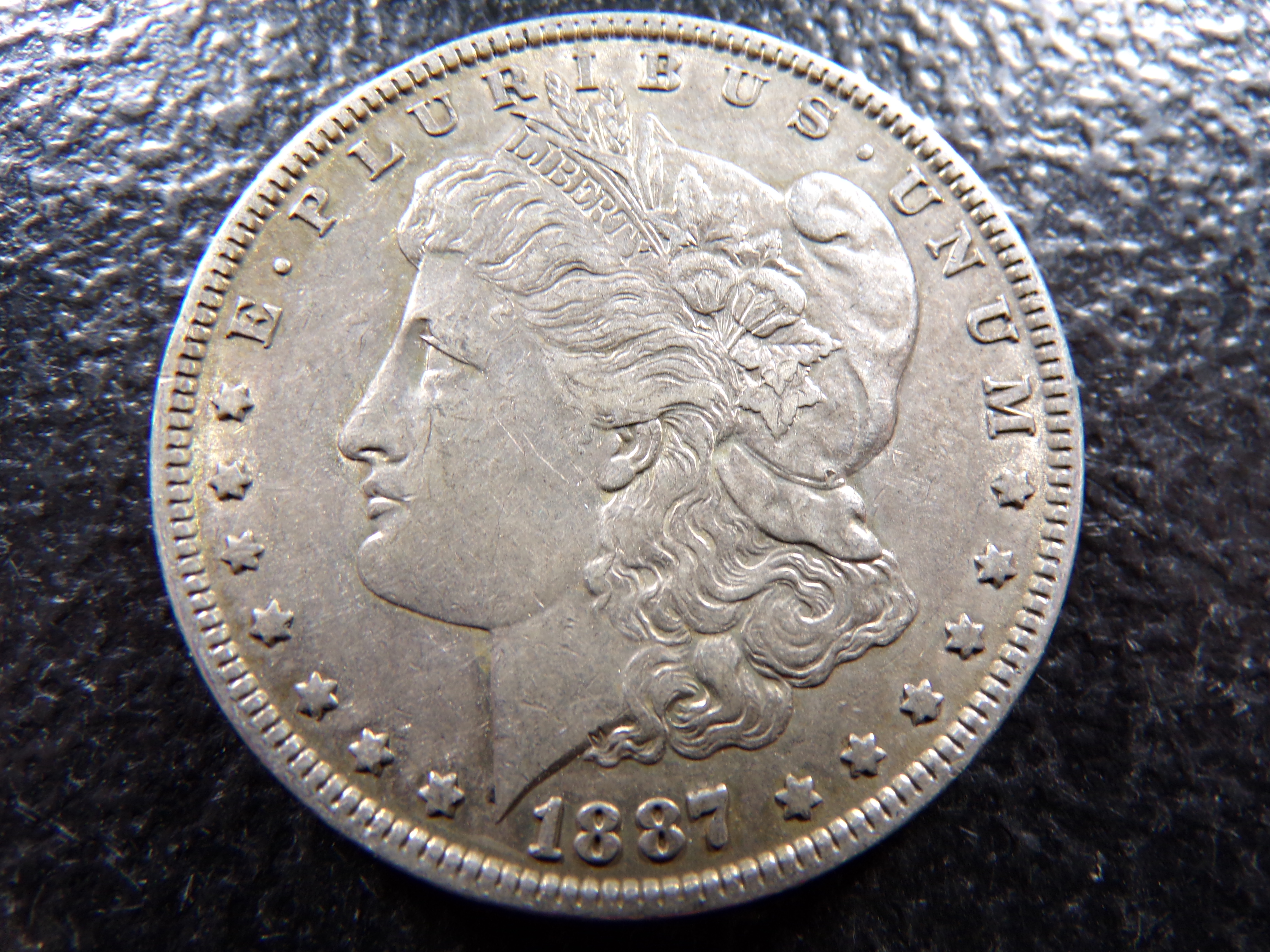 1887 MORGAN SILVER DOLLAR