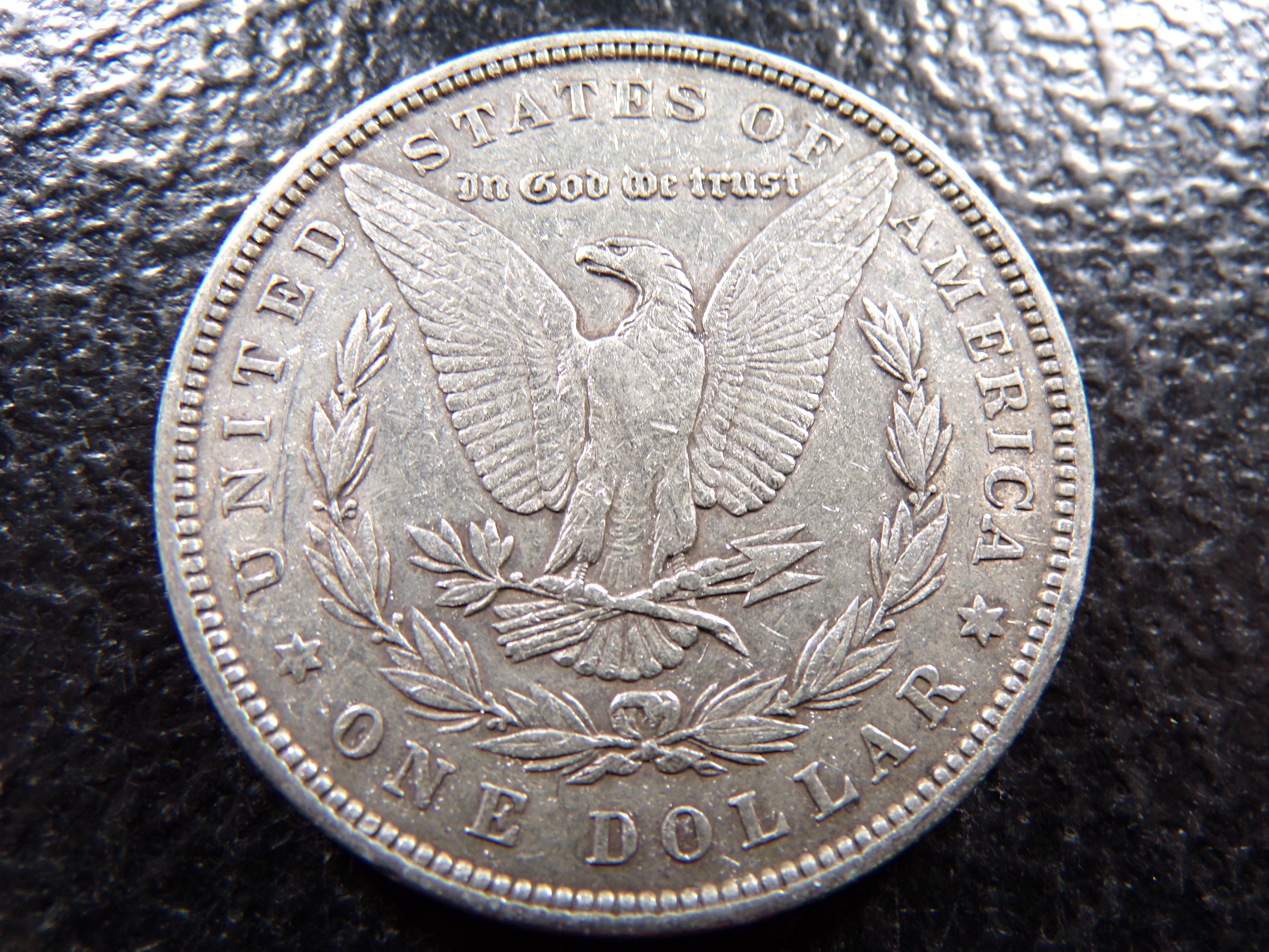1883 MORGAN SILVER DOLLAR