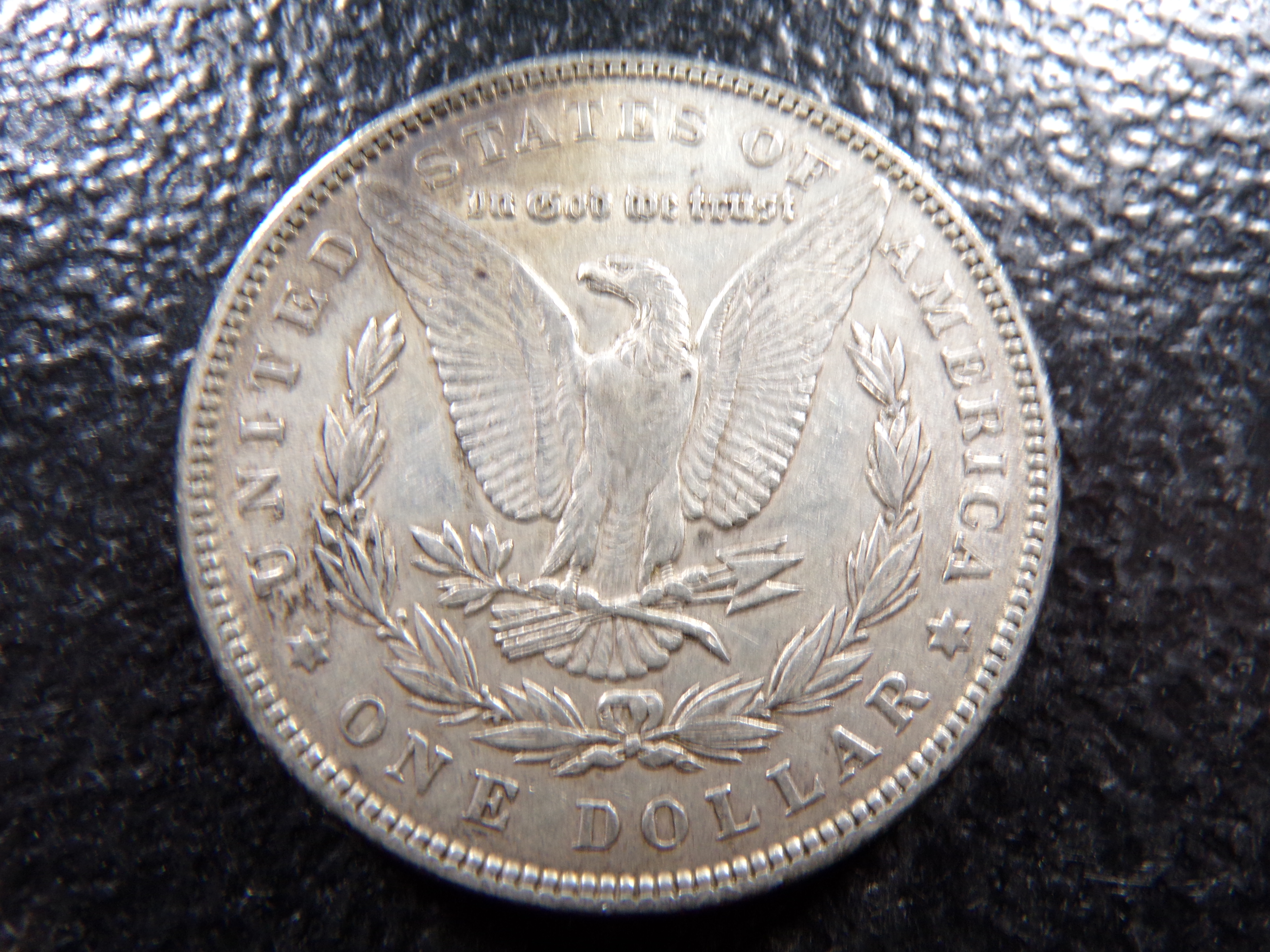 1886 MORGAN SILVER DOLLAR