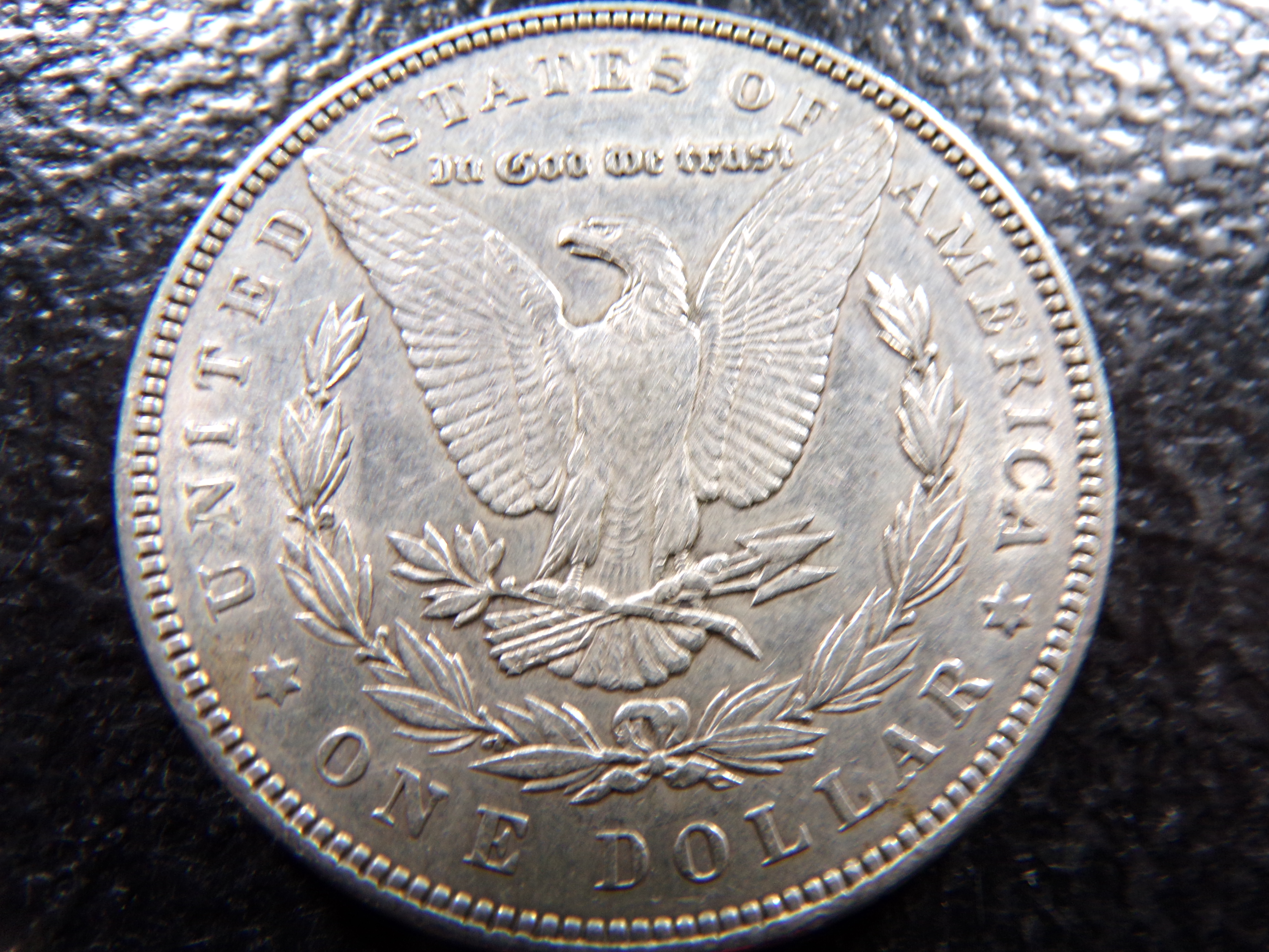 1886 MORGAN SILVER DOLLAR