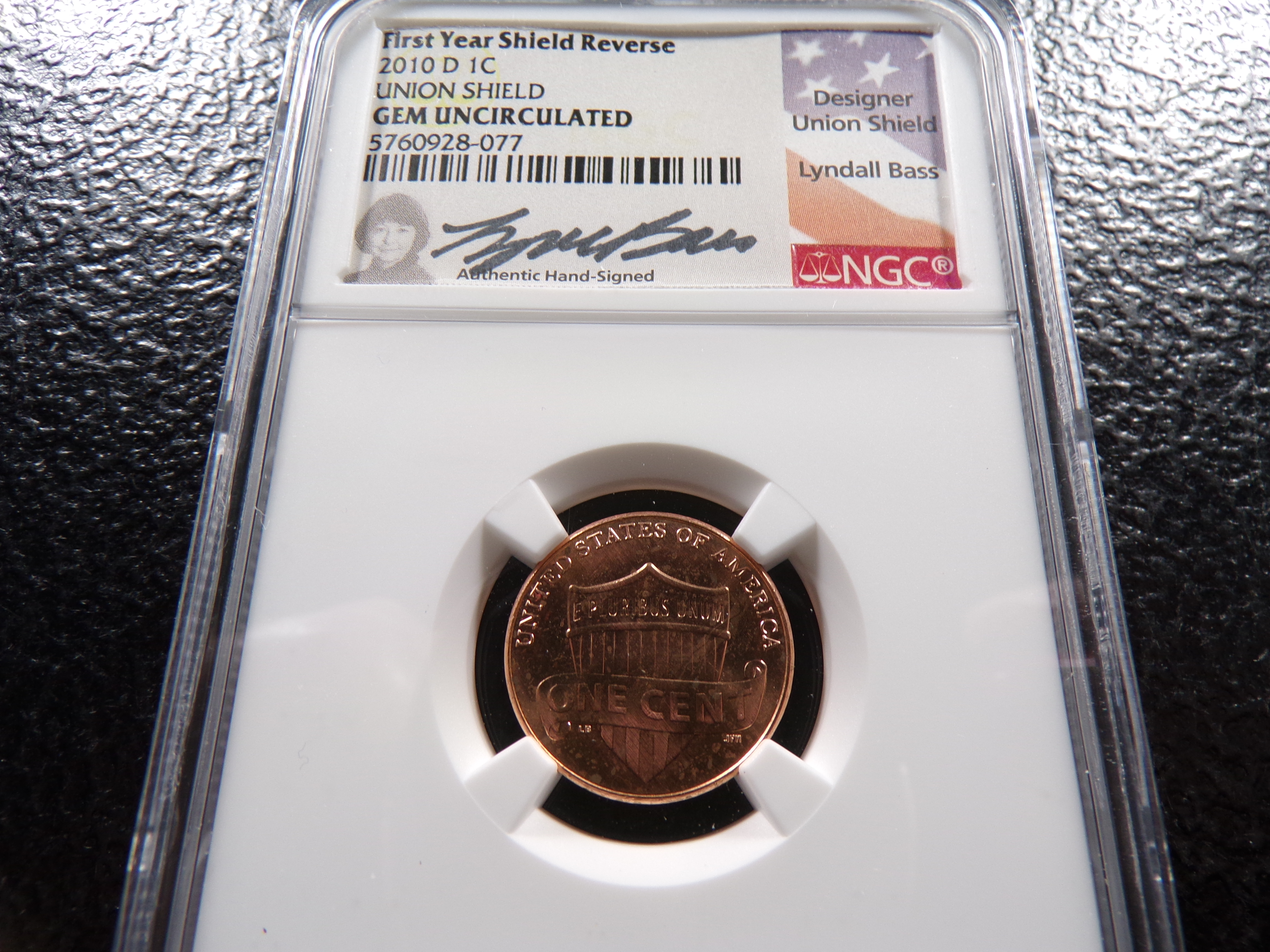 2010-D NGC GEM UNC. SIGNED FIRST YEAR REVERSE UNION SHIELD LINCOLN CENT