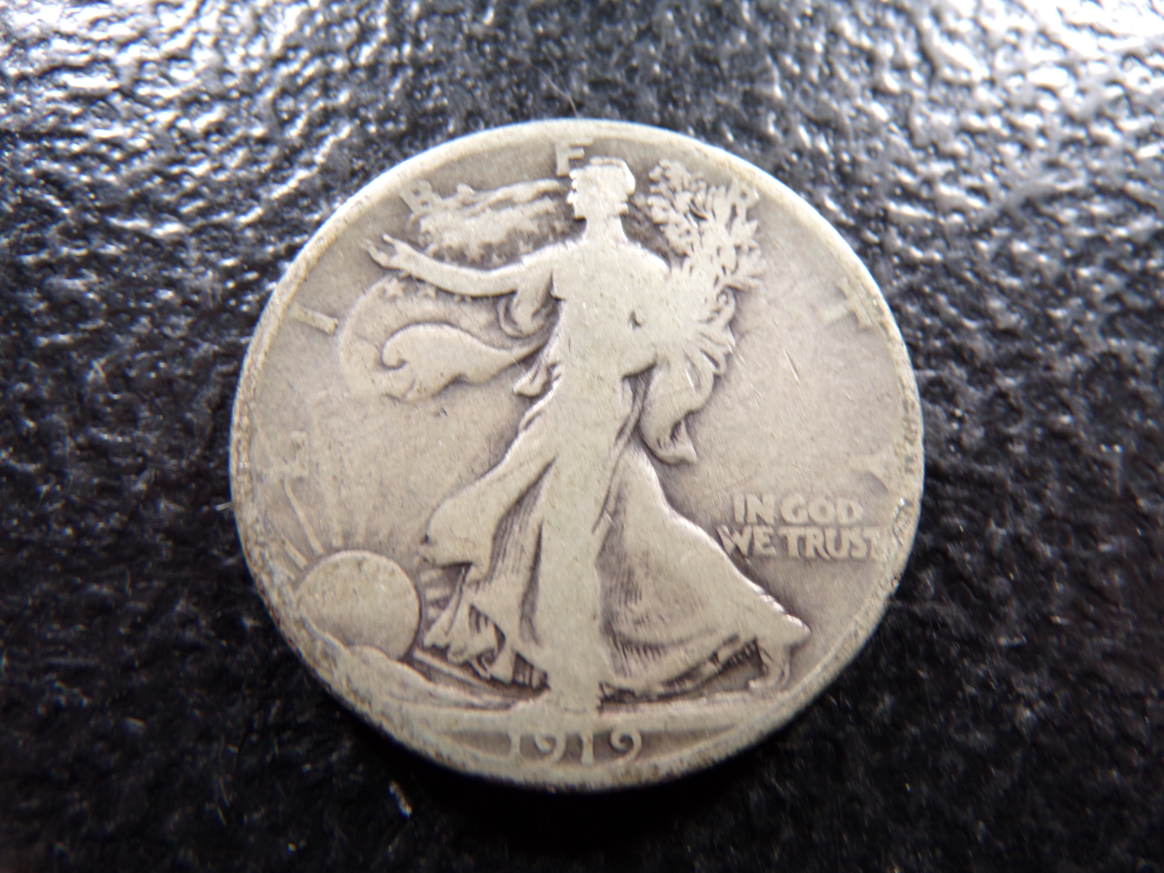 1919-D RARE DATE WALKING LIBERTY SILVER HALF DOLLAR