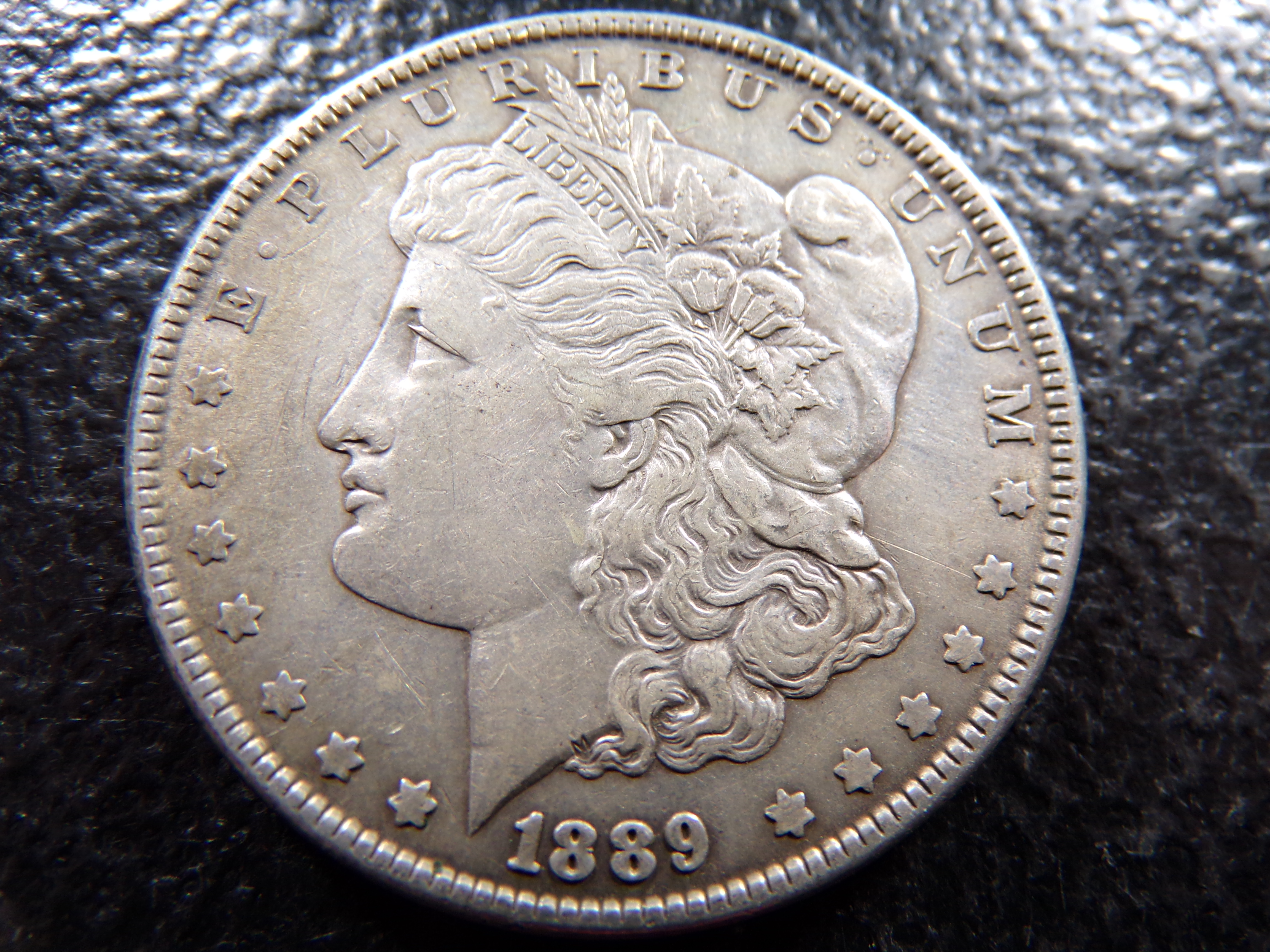 1889 MORGAN SILVER DOLLAR