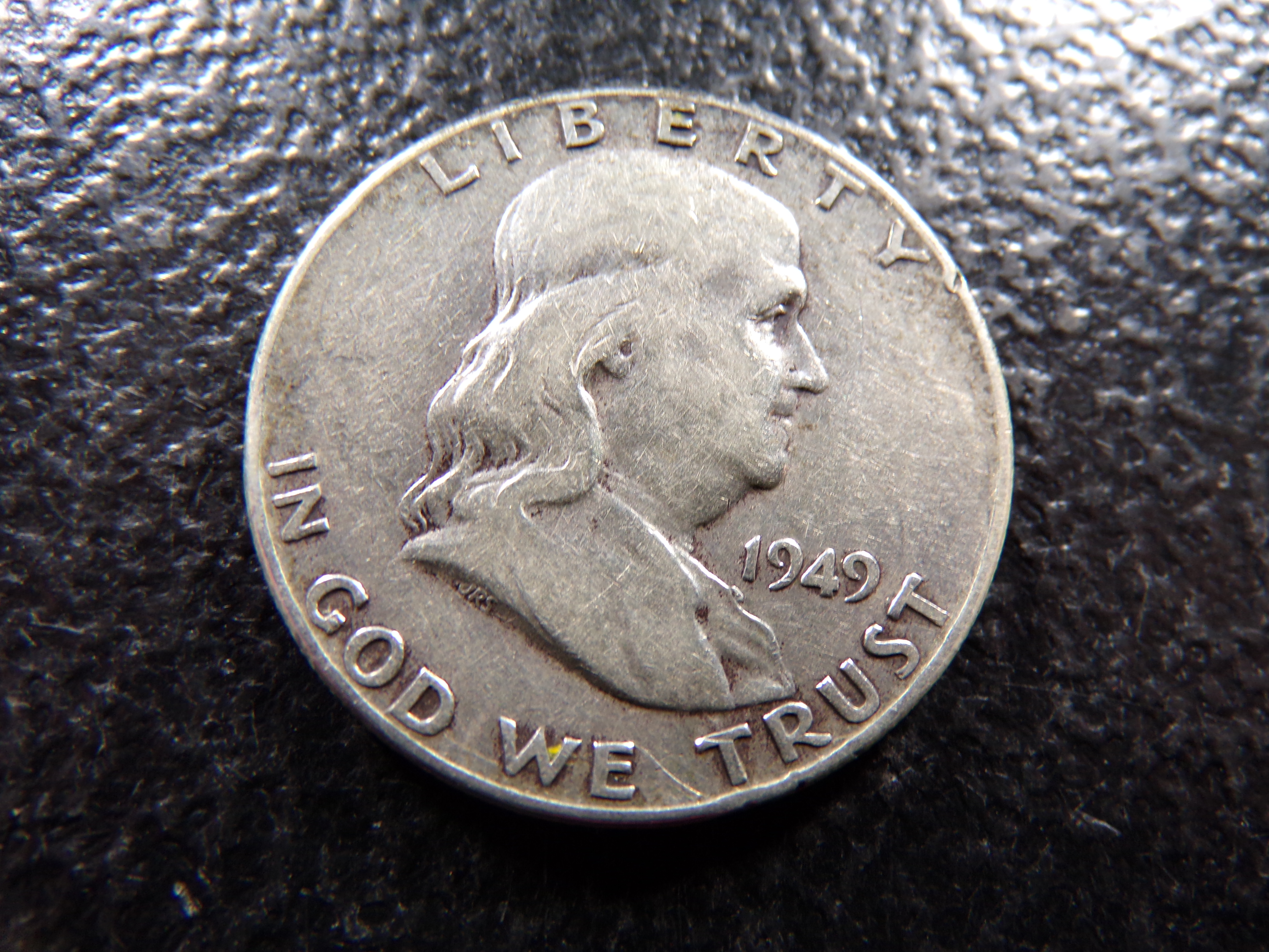 1949 FRANKLIN SILVER HALF DOLLAR