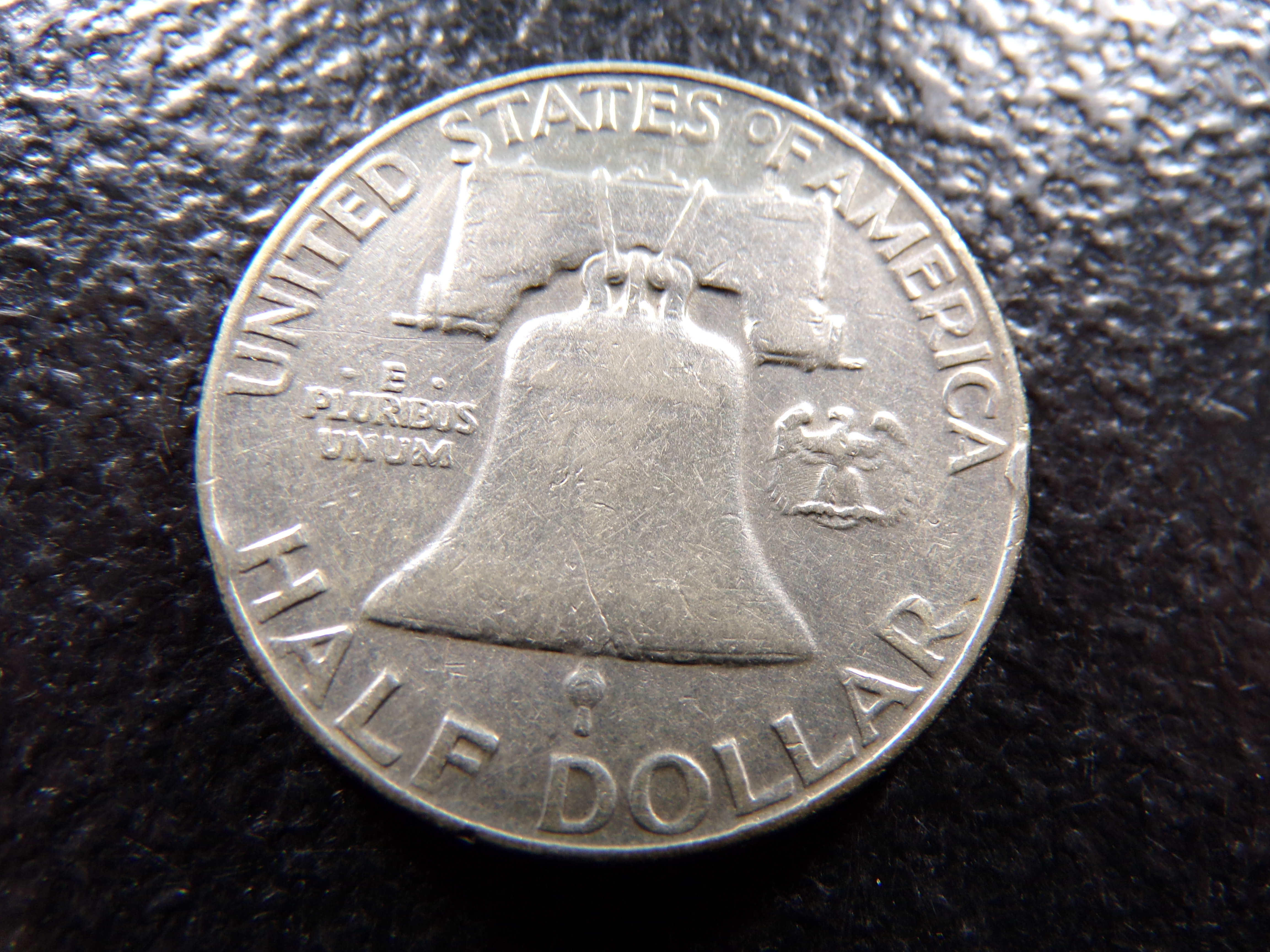1958 FRANKLIN SILVER HALF DOLLAR