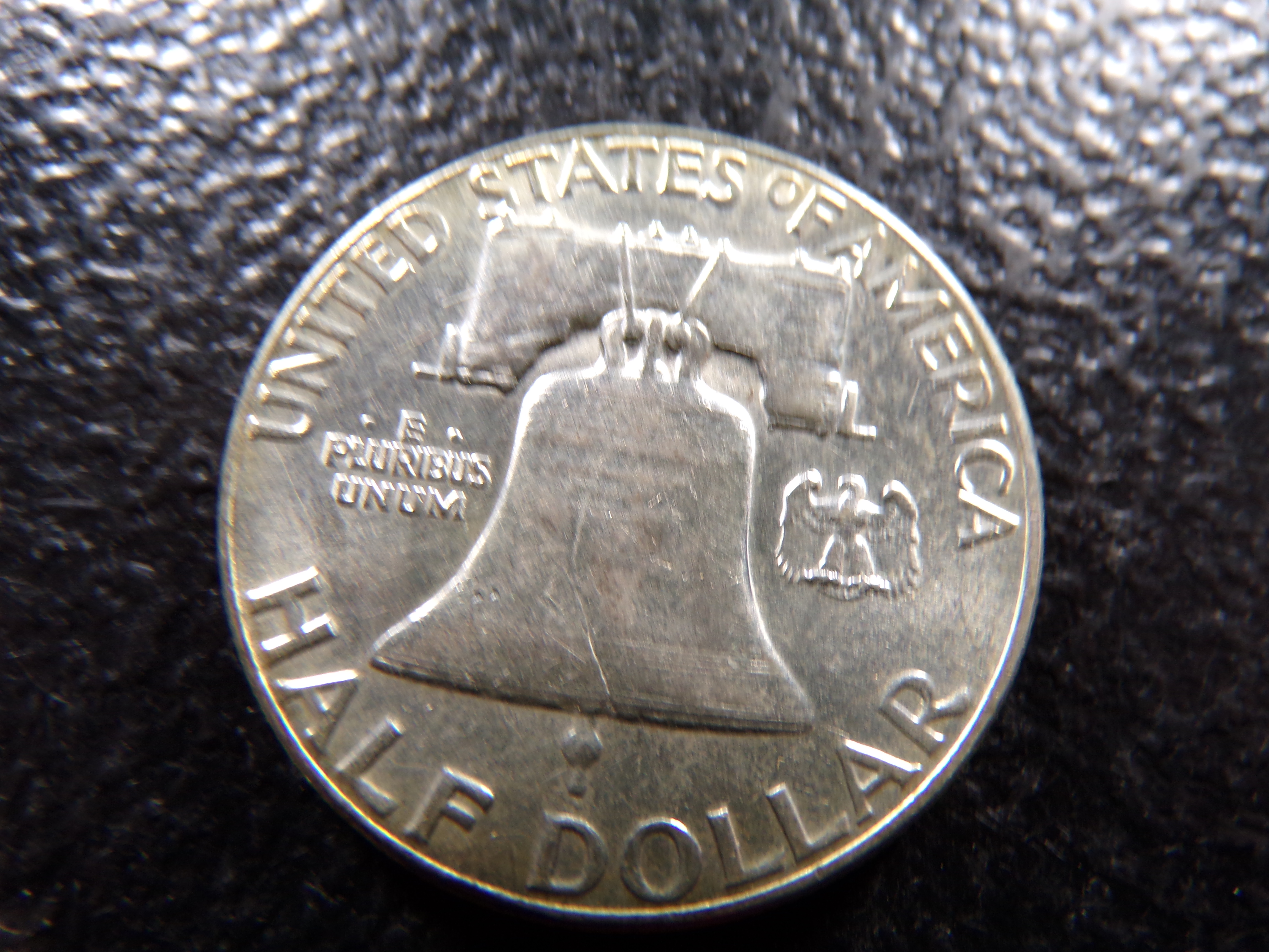 1961 FRANKLIN SILVER HALF DOLLAR