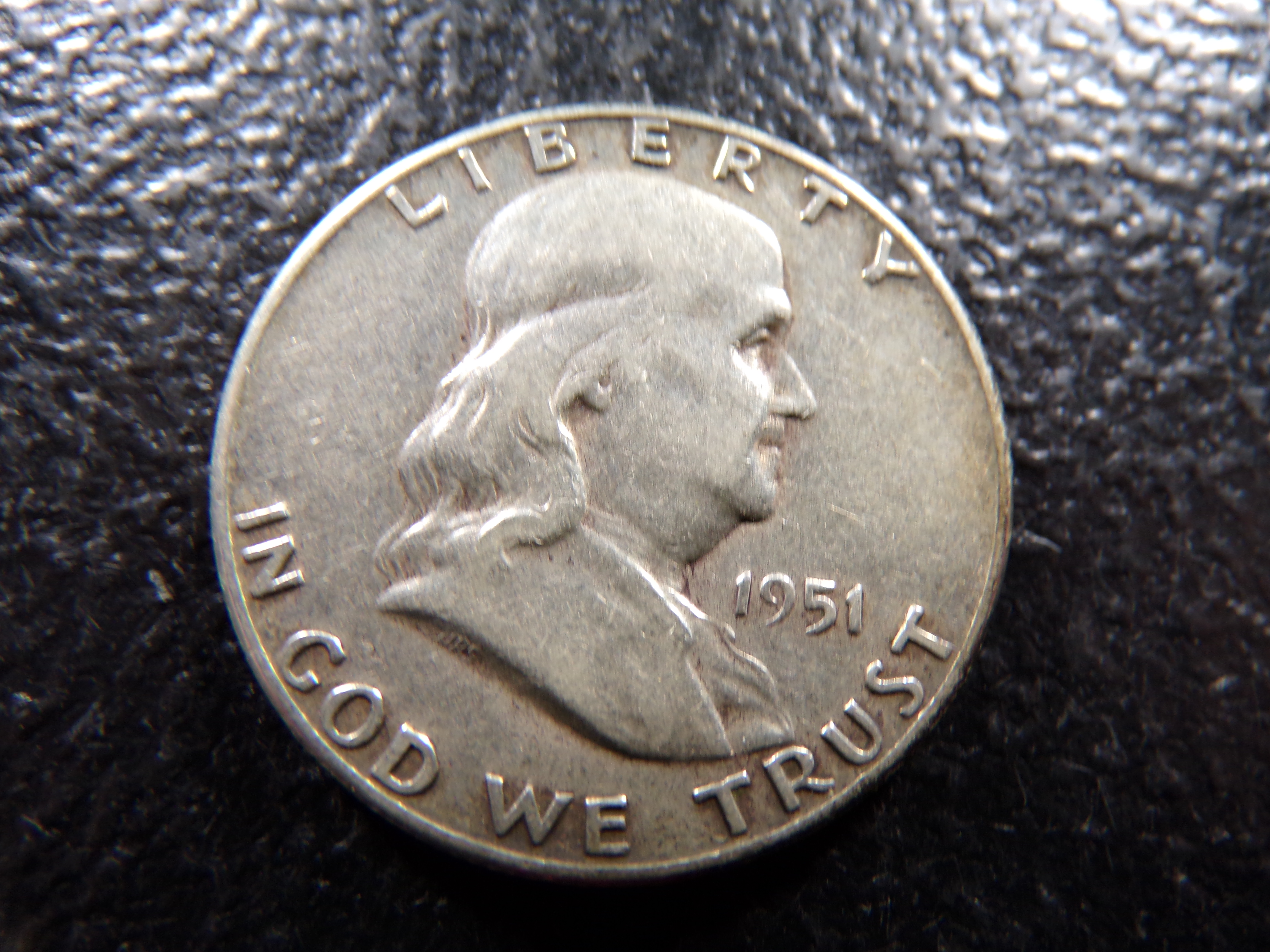 1951 FRANKLIN SILVER HALF DOLLAR