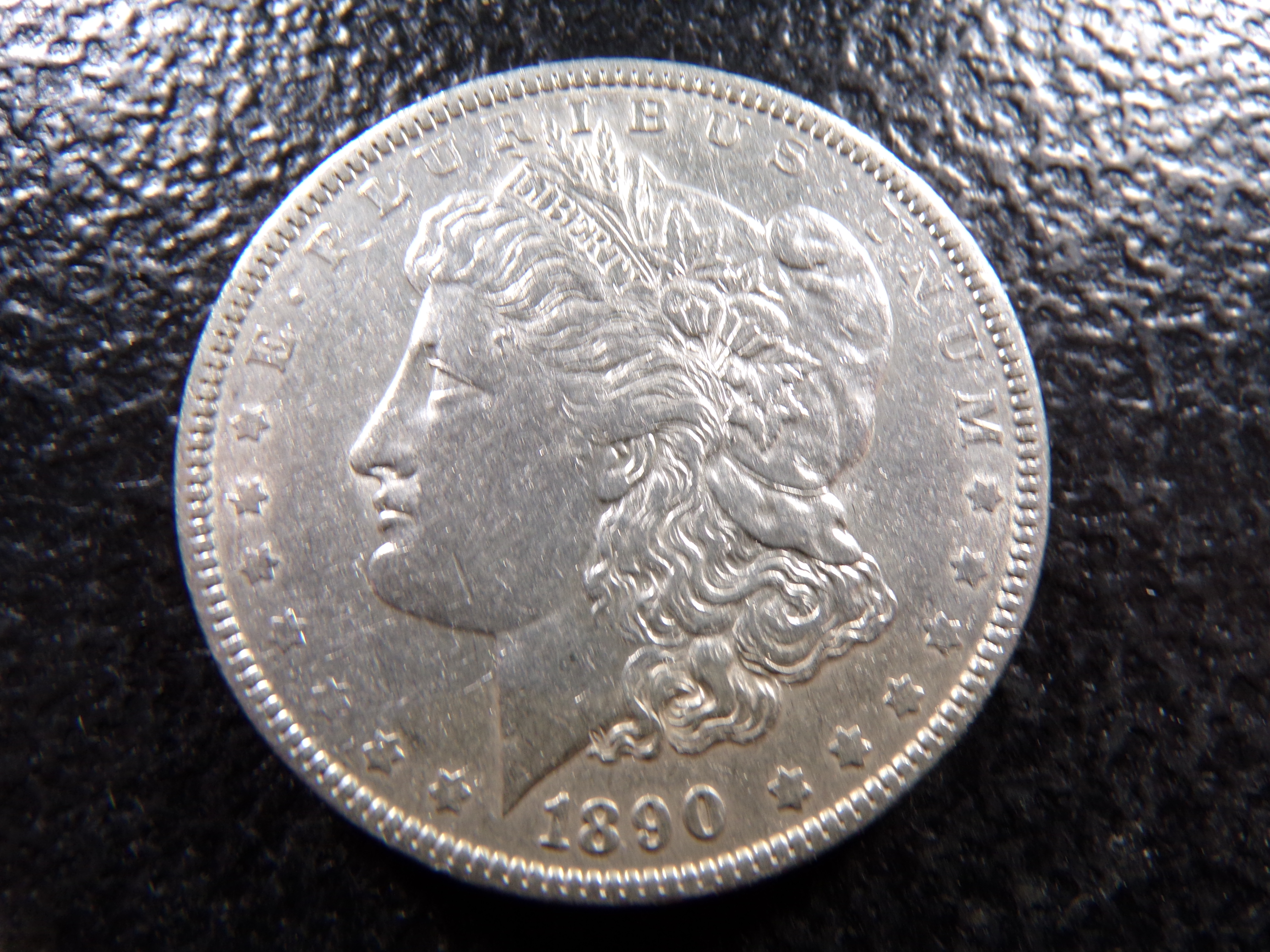 1890 MORGAN SILVER DOLLAR
