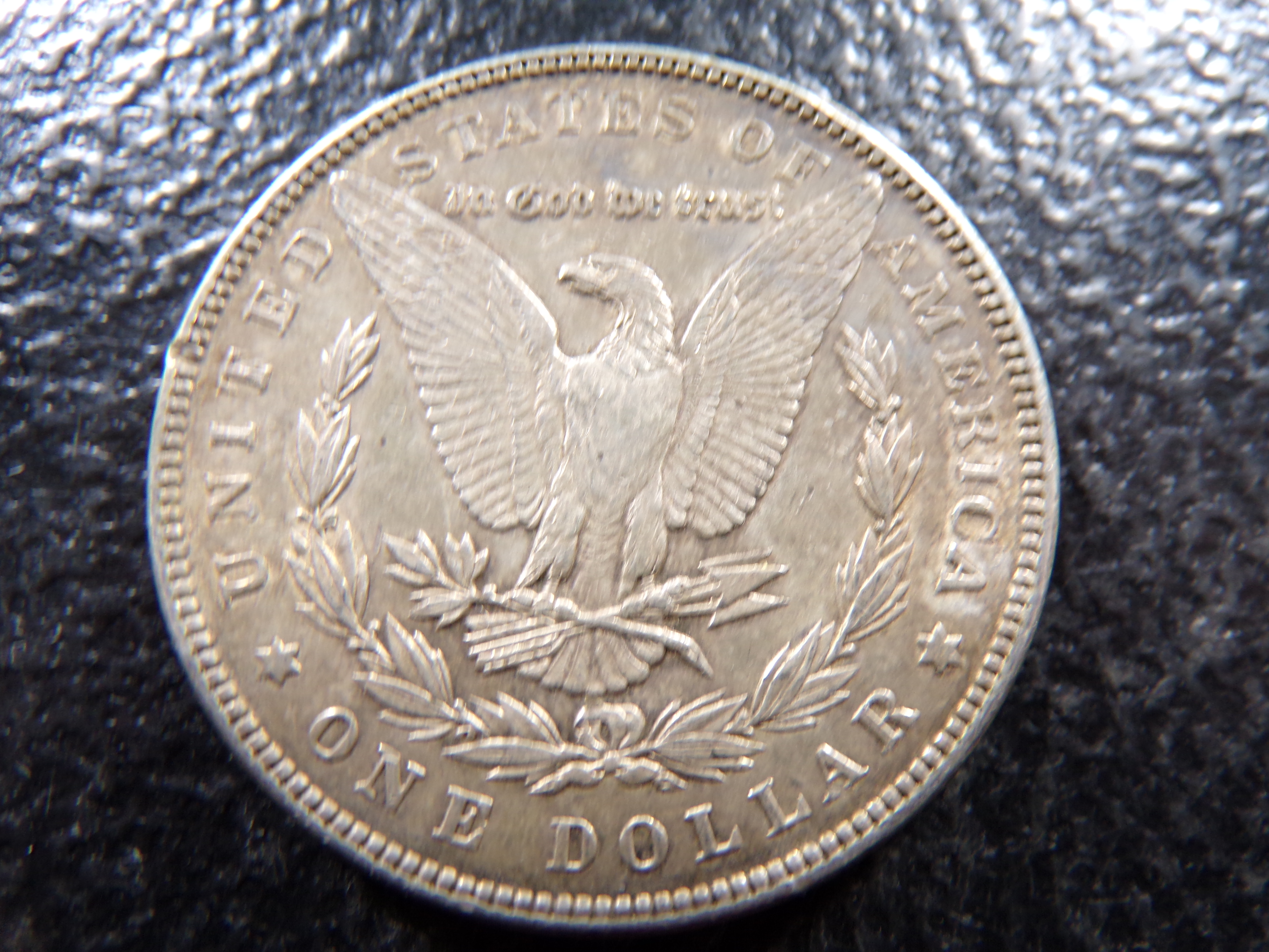 1886 MORGAN SILVER DOLLAR