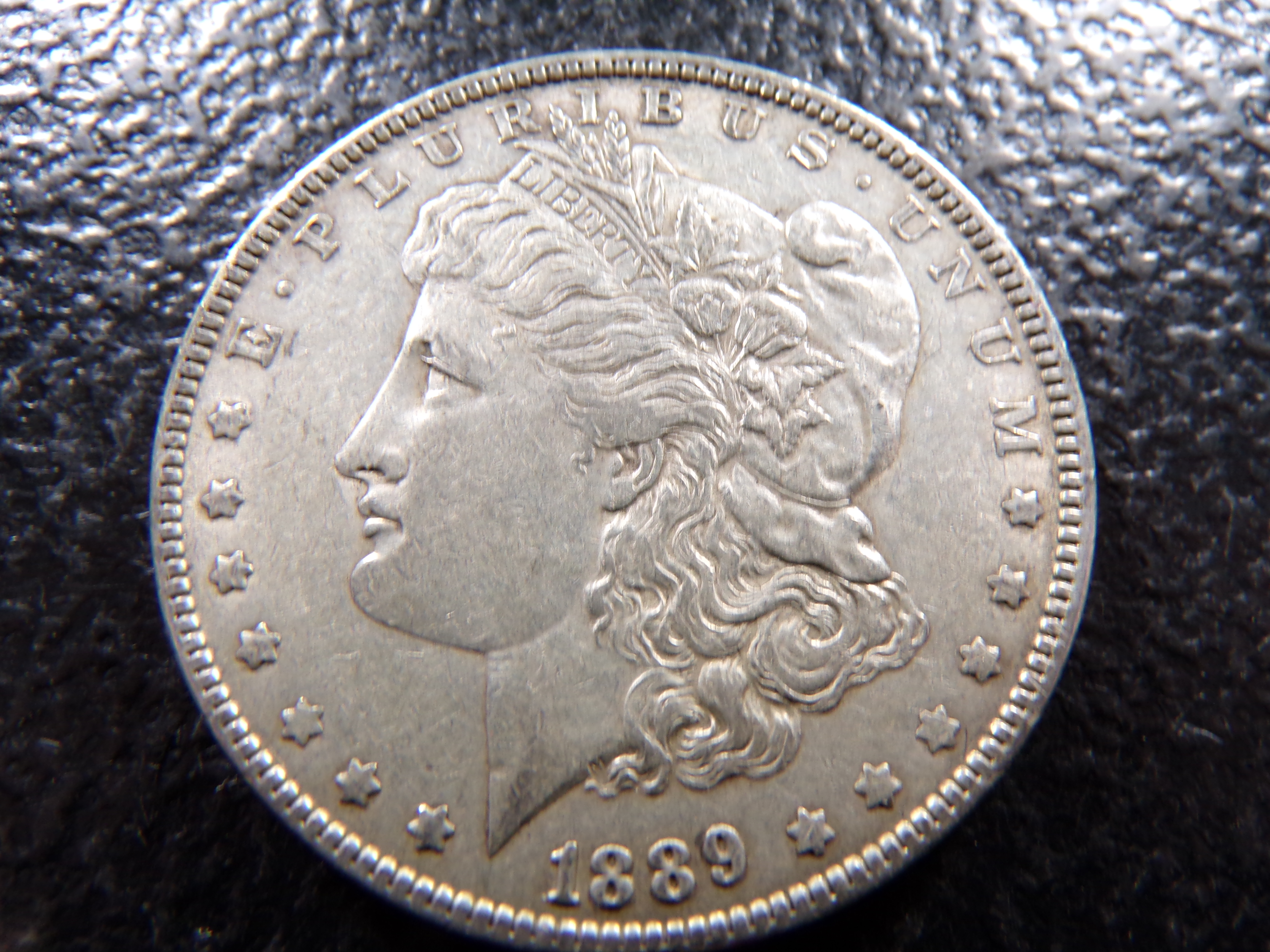 1889 MORGAN SILVER DOLLAR