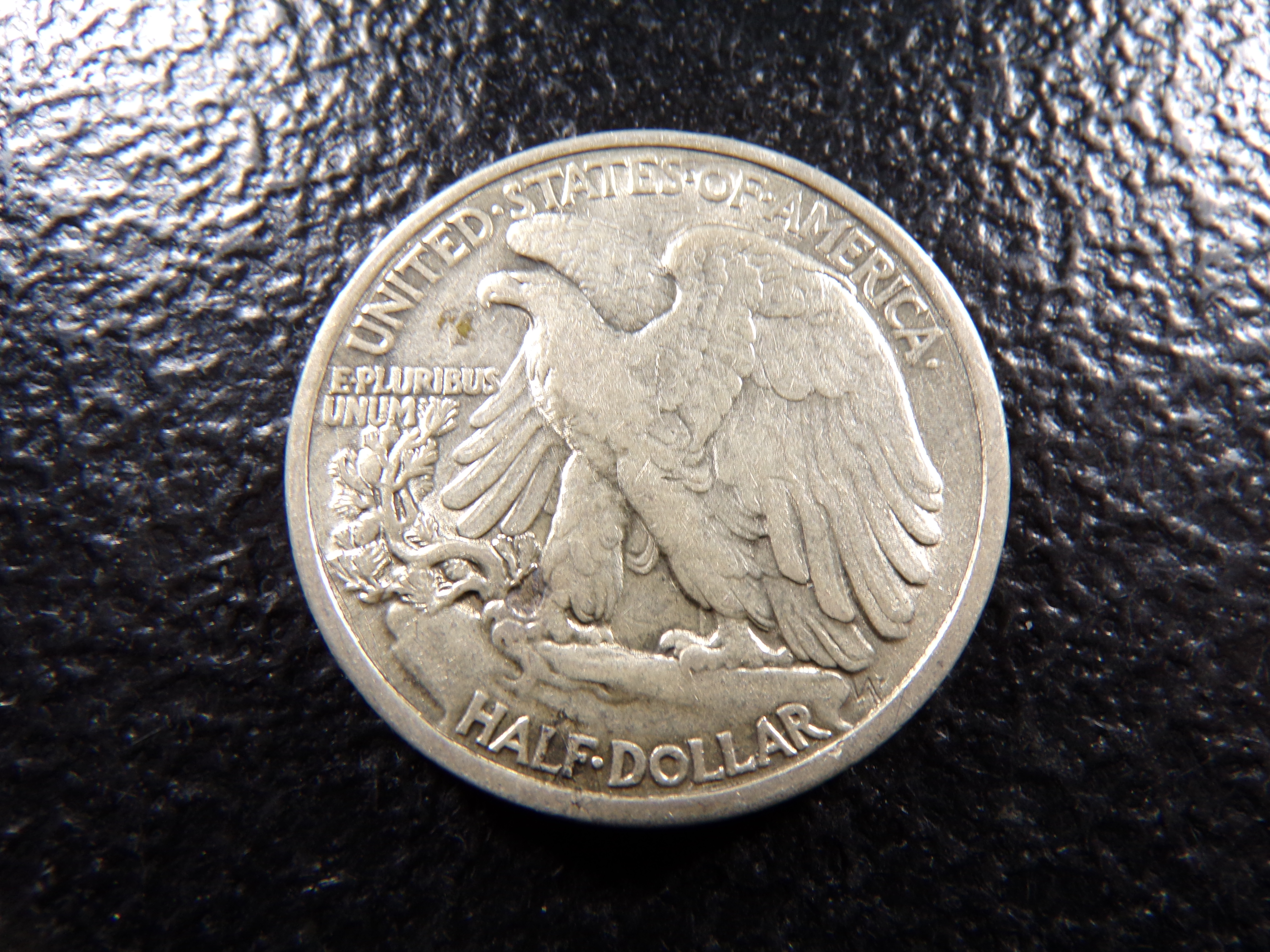 1934 WALKING LIBERTY SILVER HALF DOLLAR