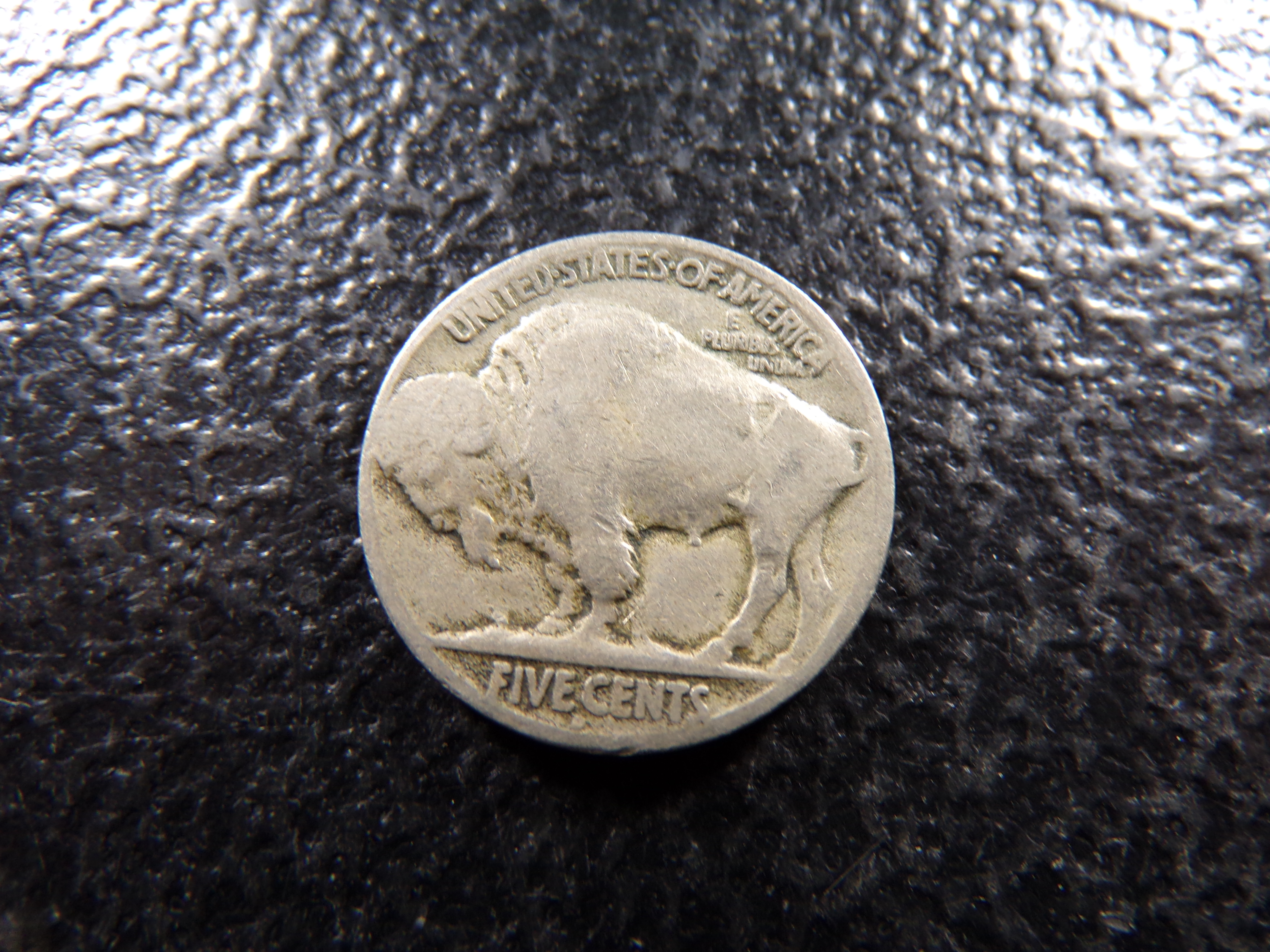 1915-D INDIAN HEAD BUFFALO NICKEL
