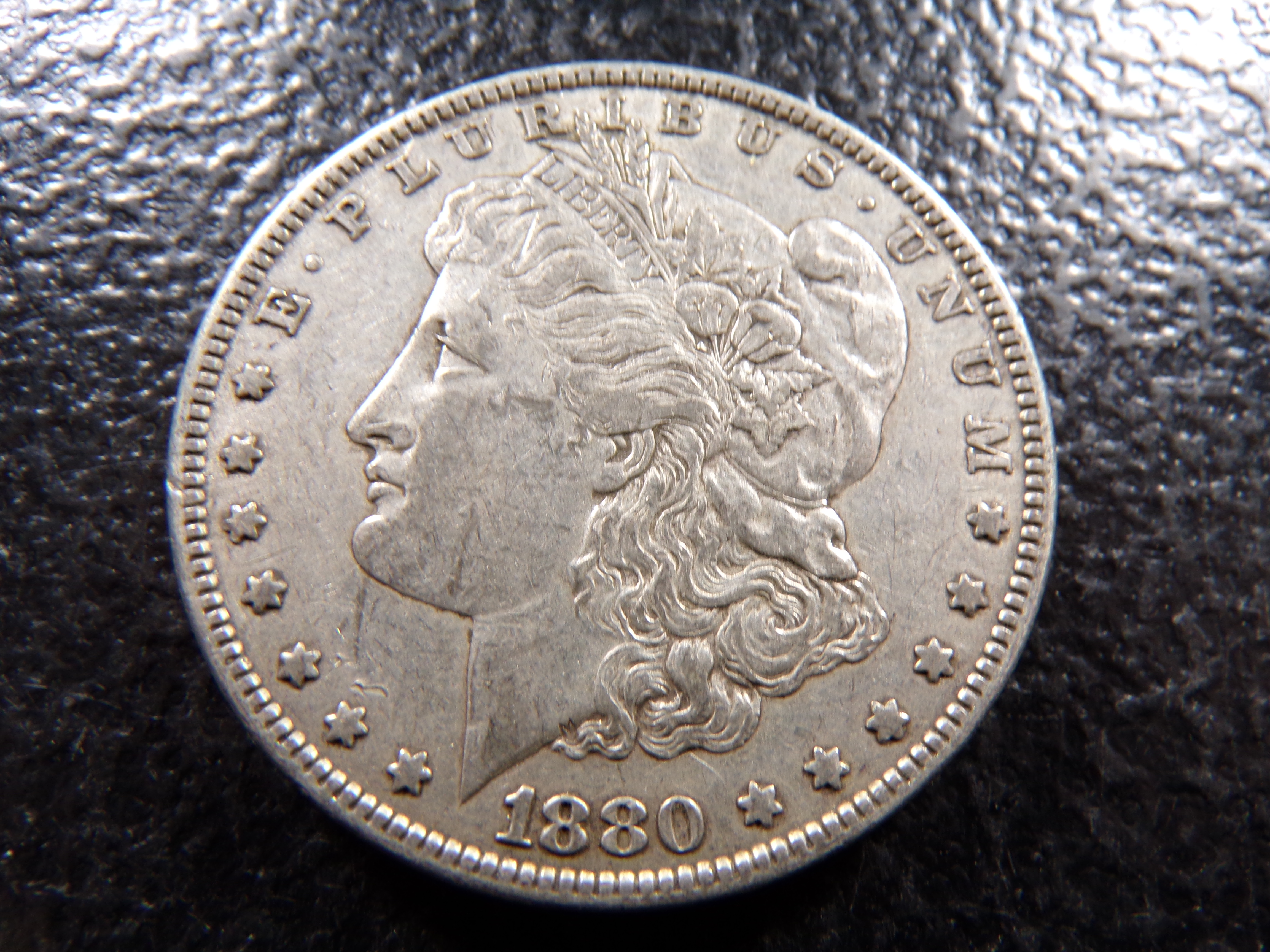 1880 MORGAN SILVER DOLLAR