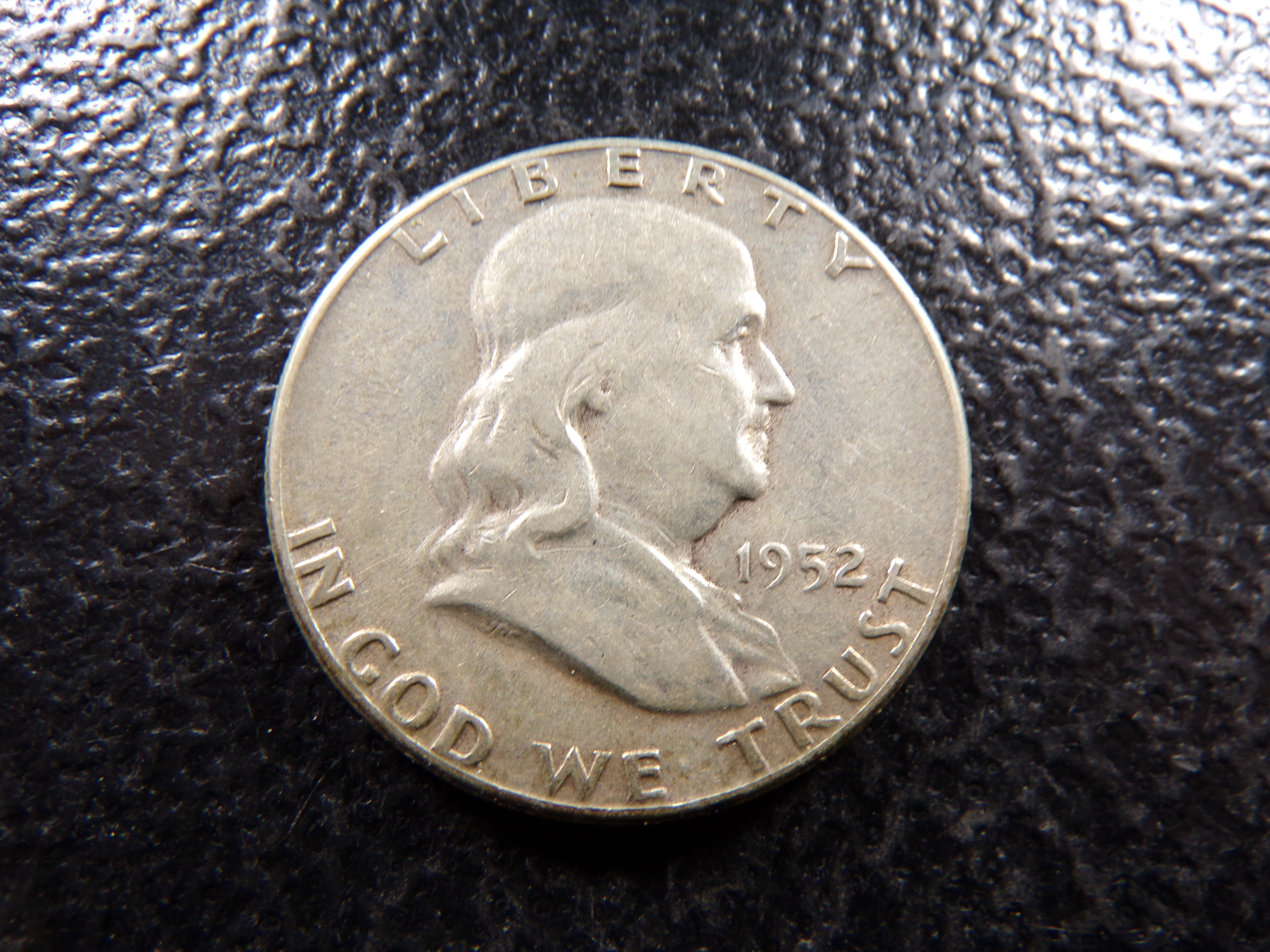 1952 FRANKLIN SILVER HALF DOLLAR