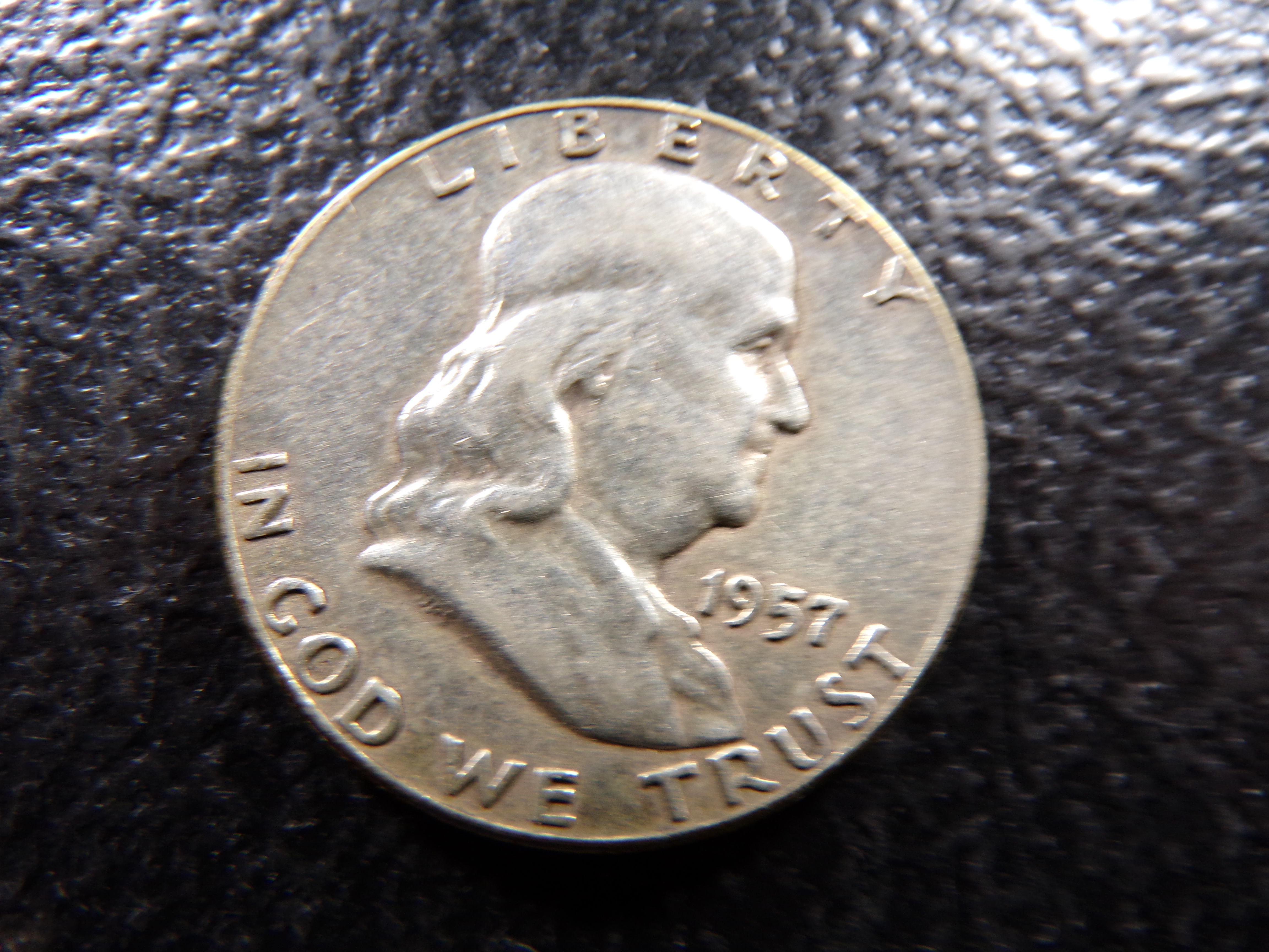 1957 FRANKLIN SILVER HALF DOLLAR