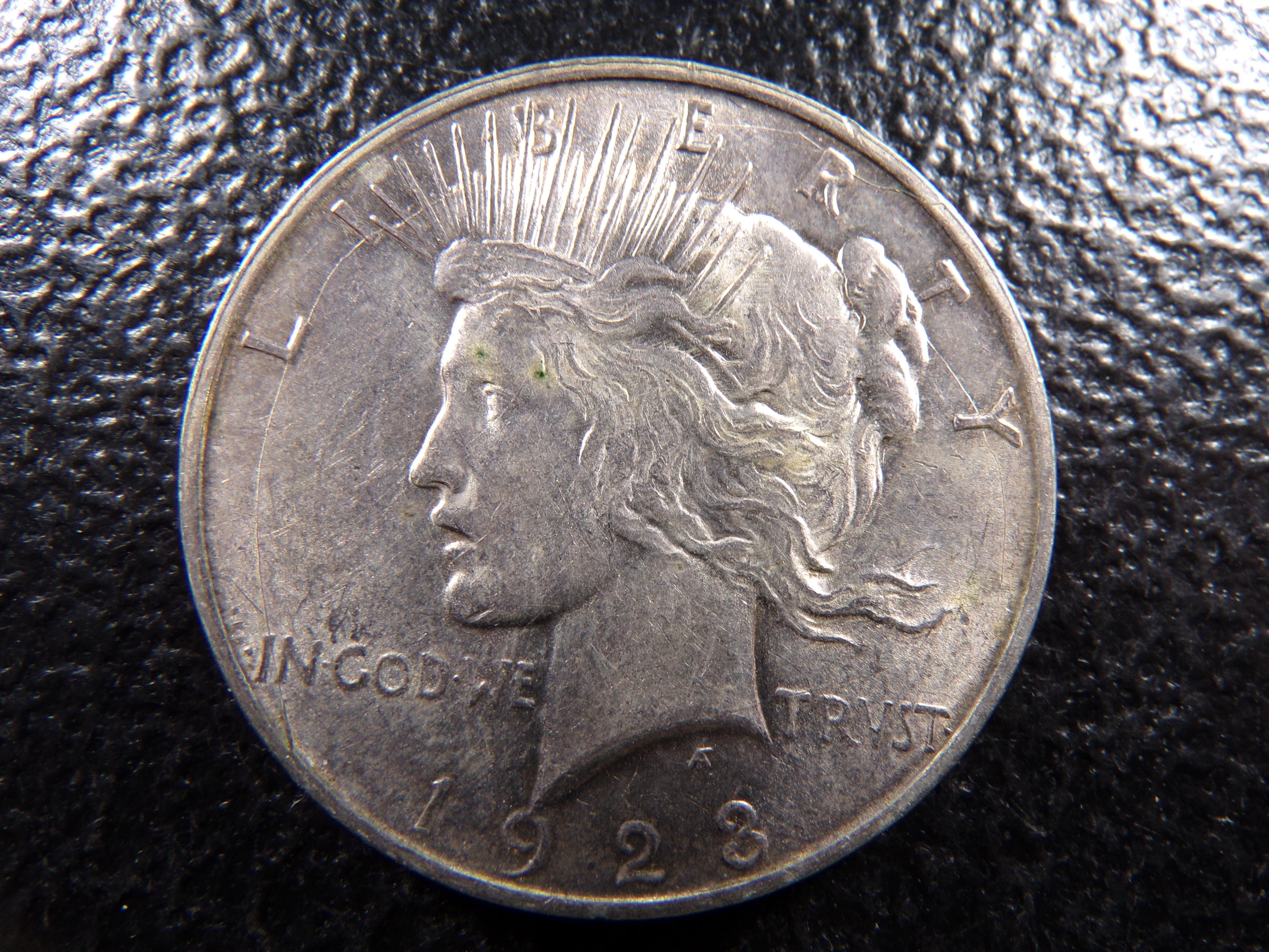 1923-D HIGH GRADE PEACE SILVER DOLLAR