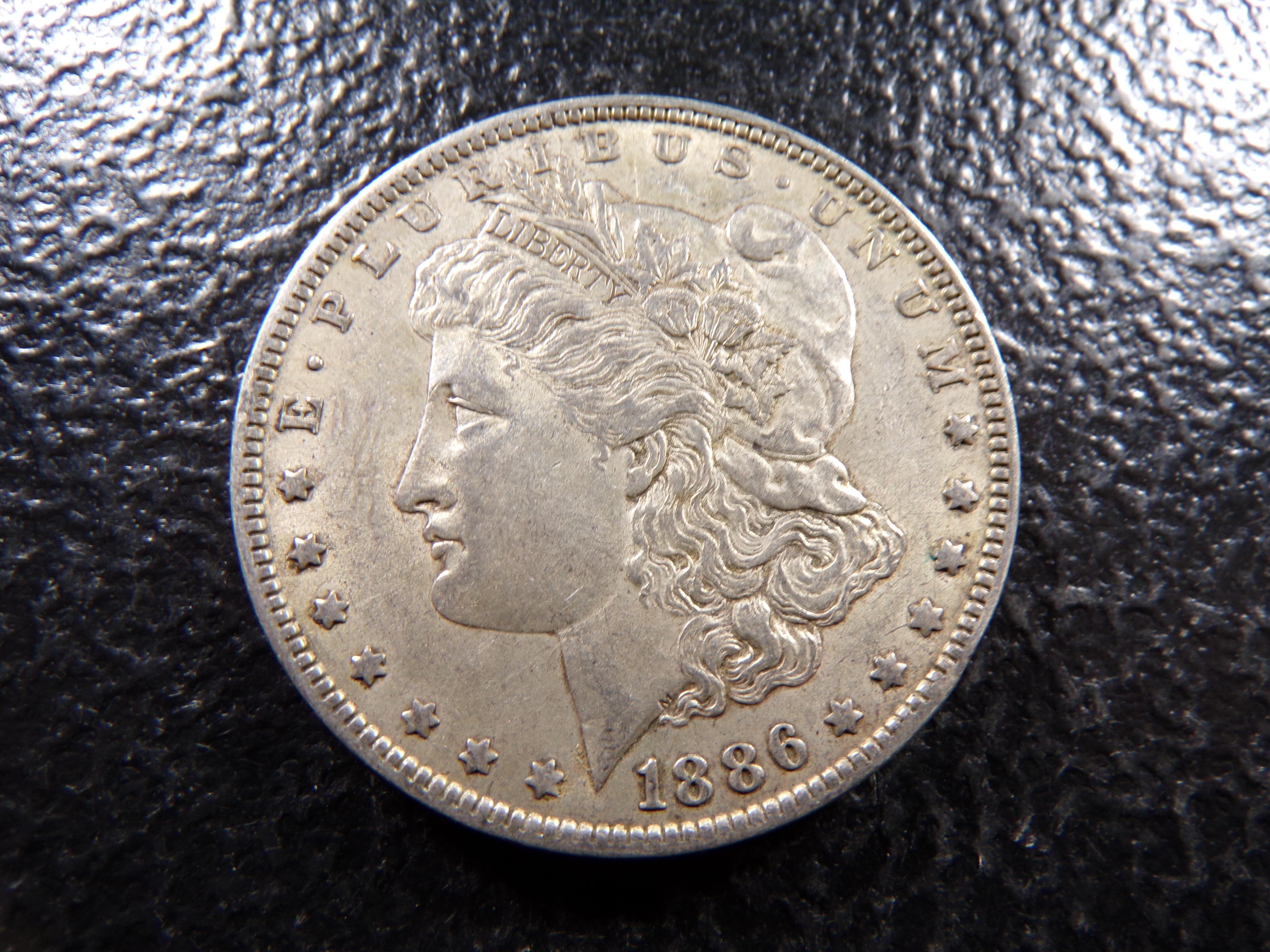 1886-O MORGAN SILVER DOLLAR