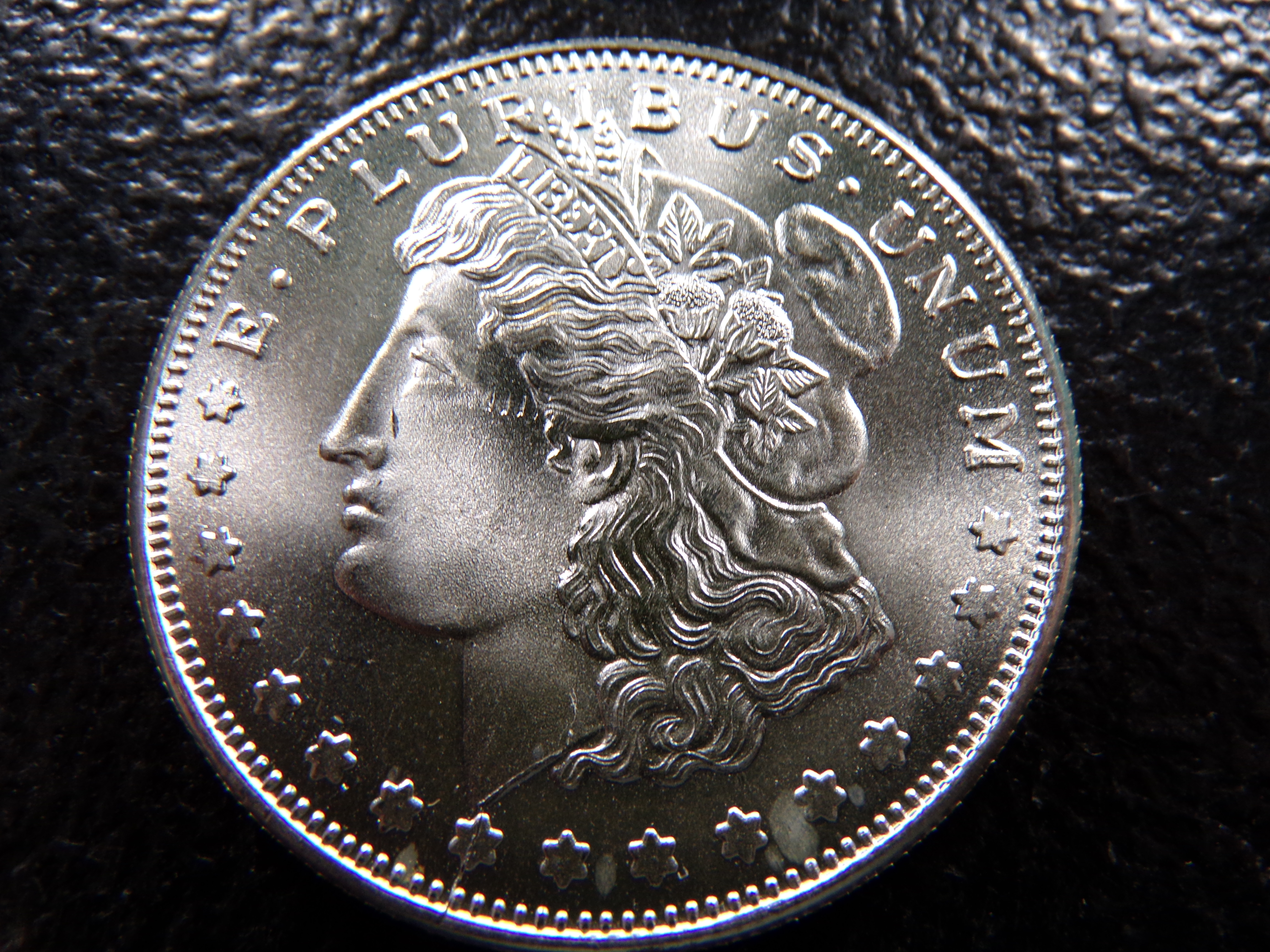 SILVER COLLECTIBLE 1 OUNCE .999 FINE SILVER