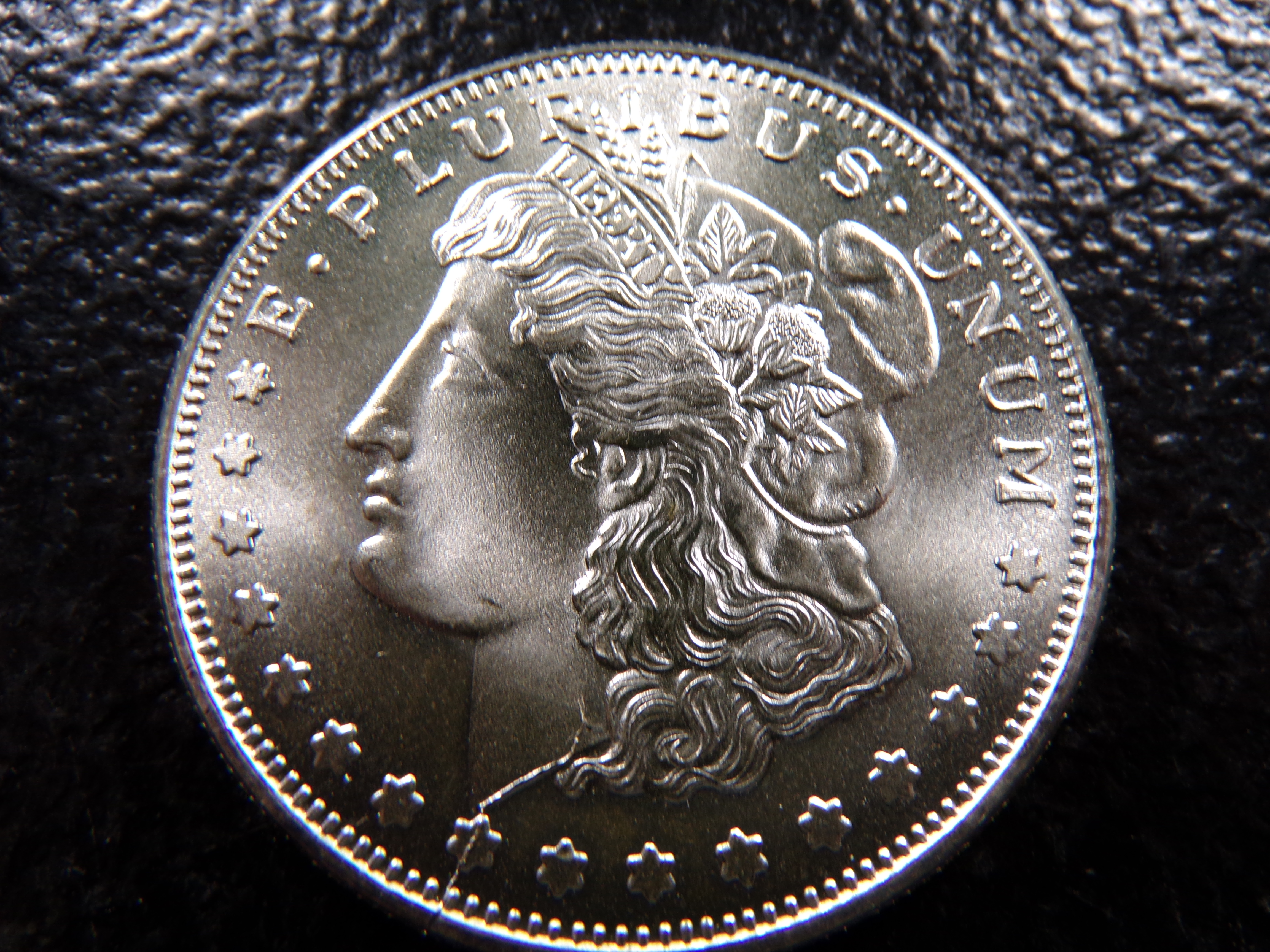 SILVER COLLECTIBLE 1 OUNCE .999 FINE SILVER