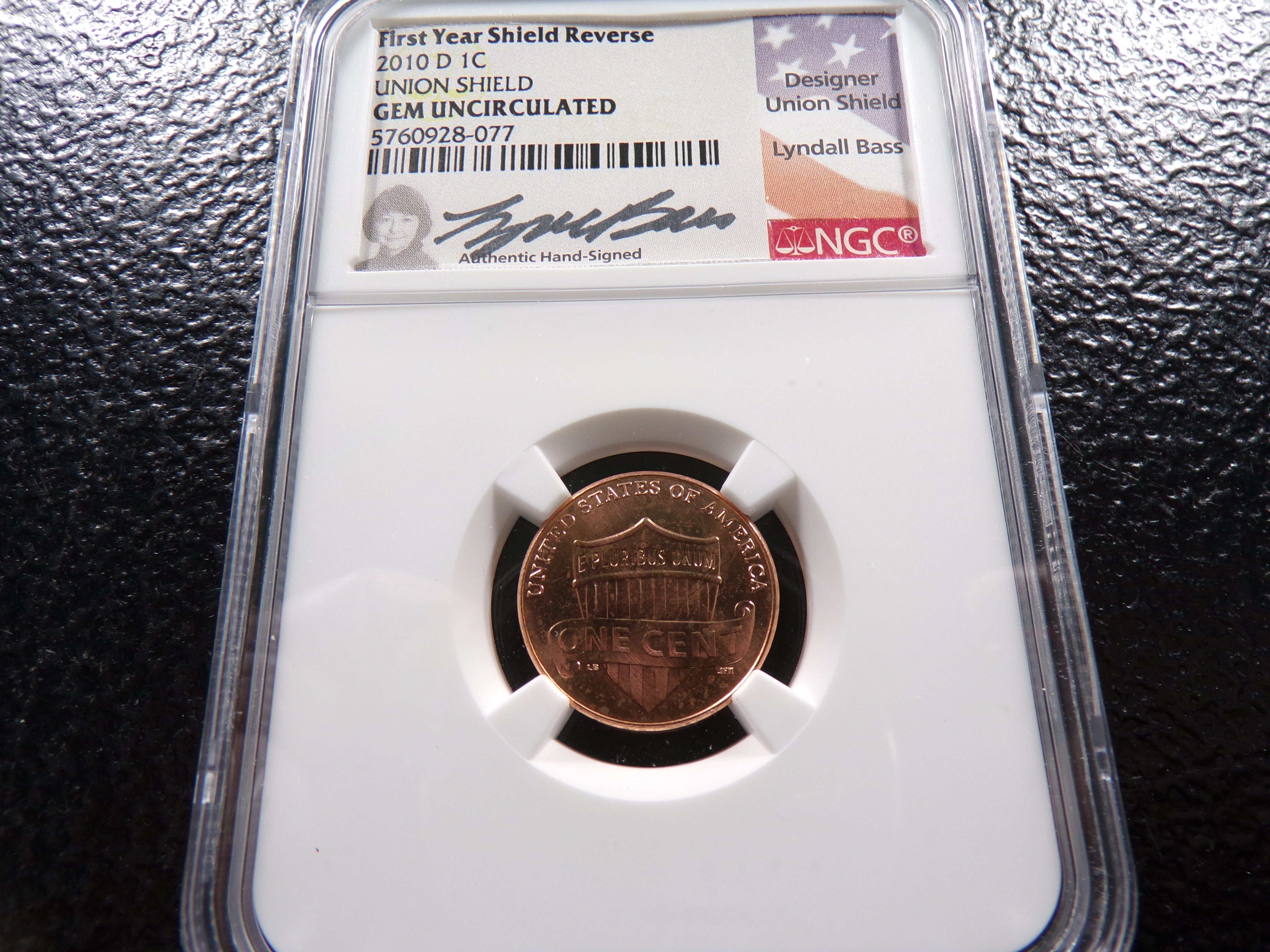 2010-D NGC GEM UNC. SIGNED FIRST YEAR REVERSE UNION SHIELD LINCOLN CENT