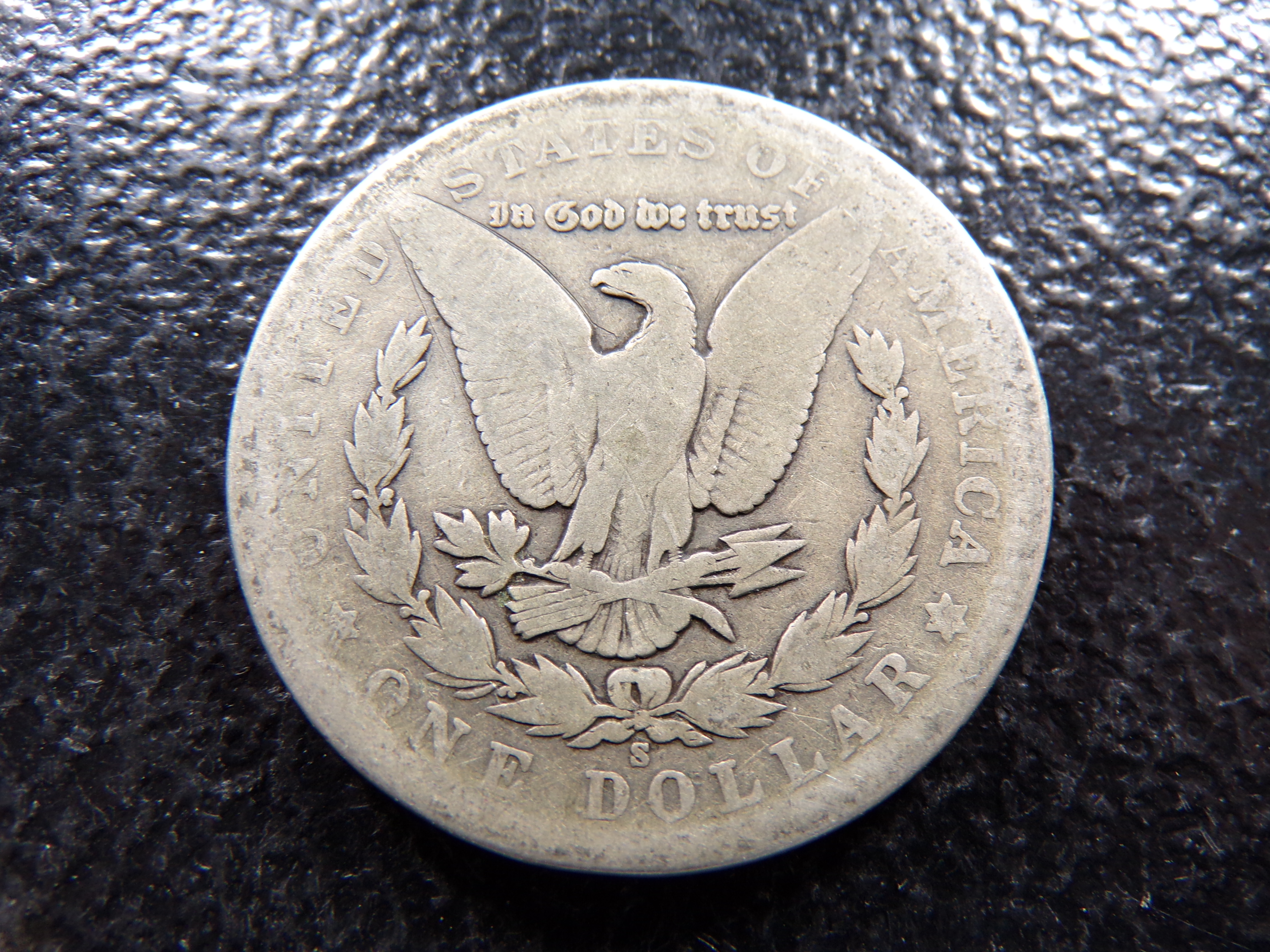 1902-S MORGAN SILVER DOLLAR