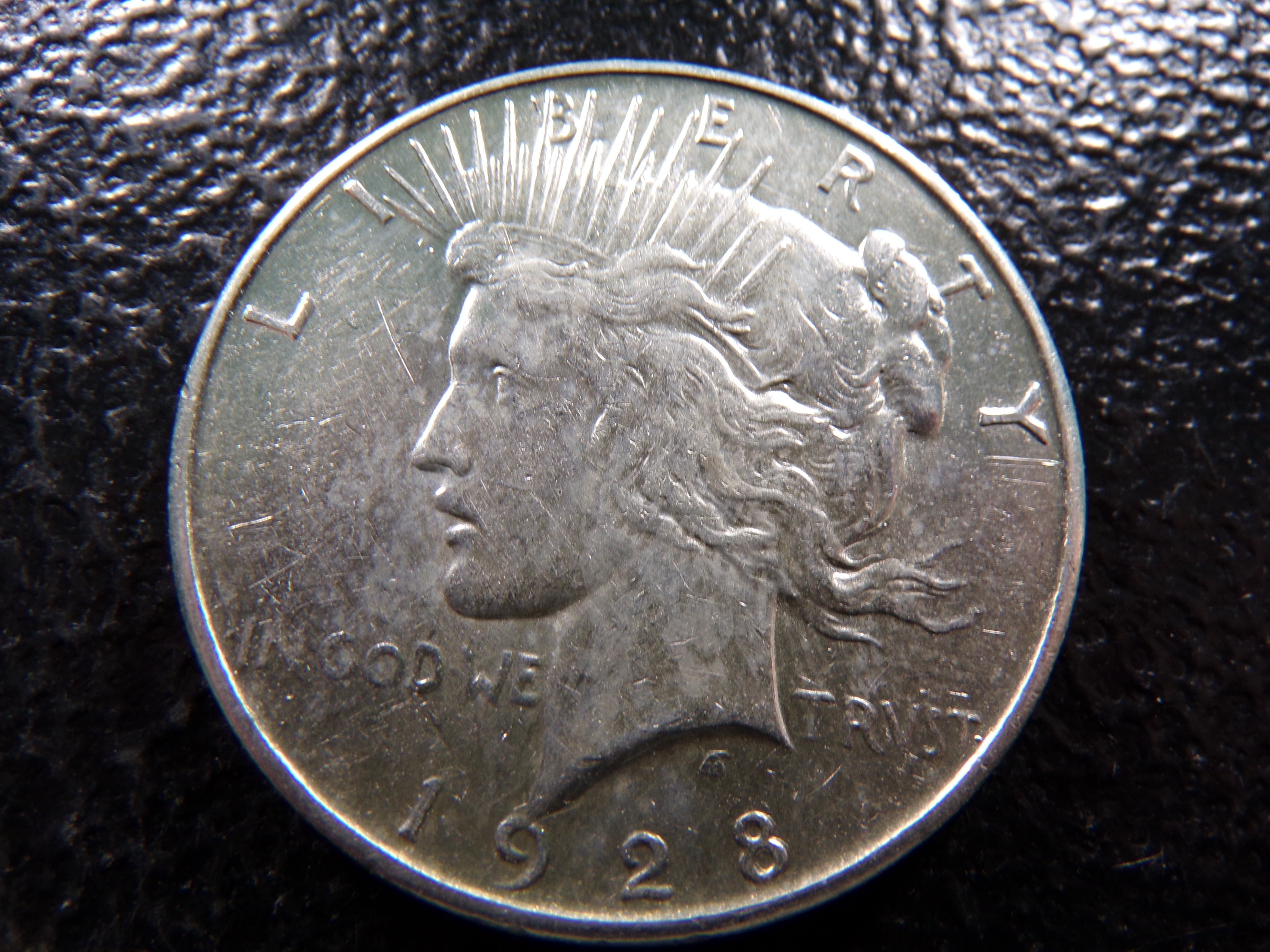 1928-S HIGH GRADE PEACE SILVER DOLLAR