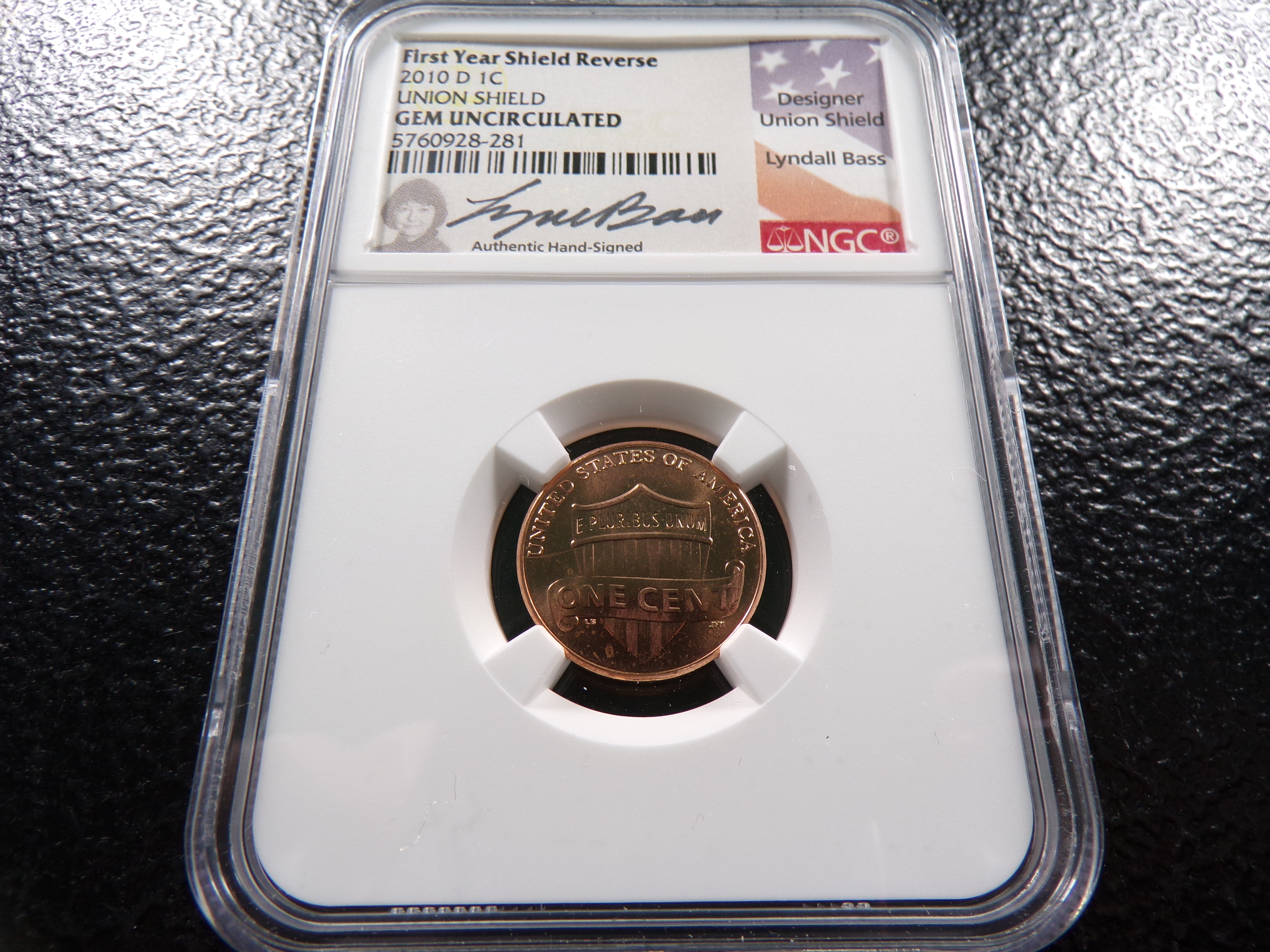 2010-D NGC GEM UNC. SIGNED FIRST YEAR REVERSE UNION SHIELD LINCOLN CENT