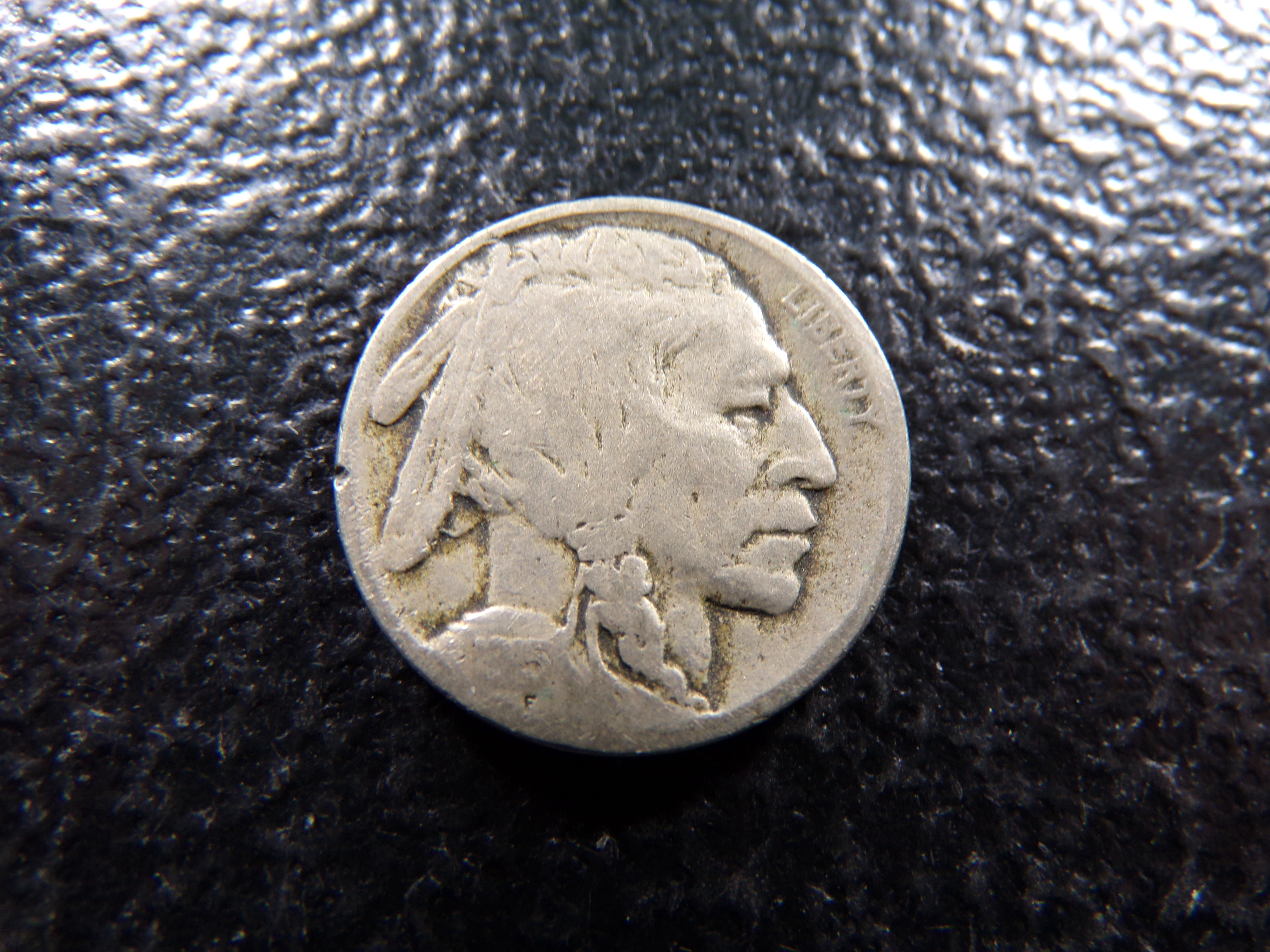1915-D INDIAN HEAD BUFFALO NICKEL