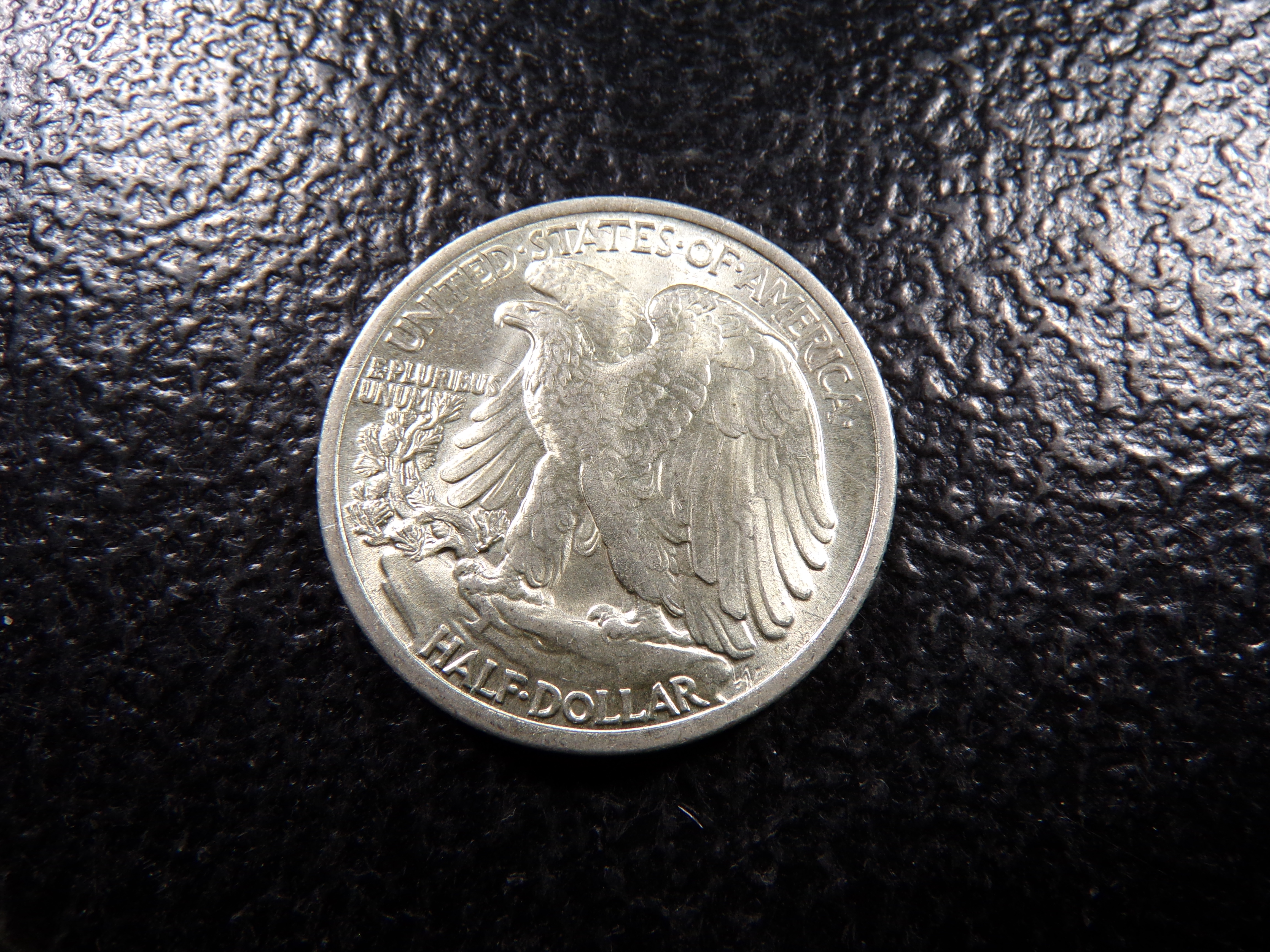 1935 HIGH GRADE WALKING LIBERTY SILVER HALF DOLLAR
