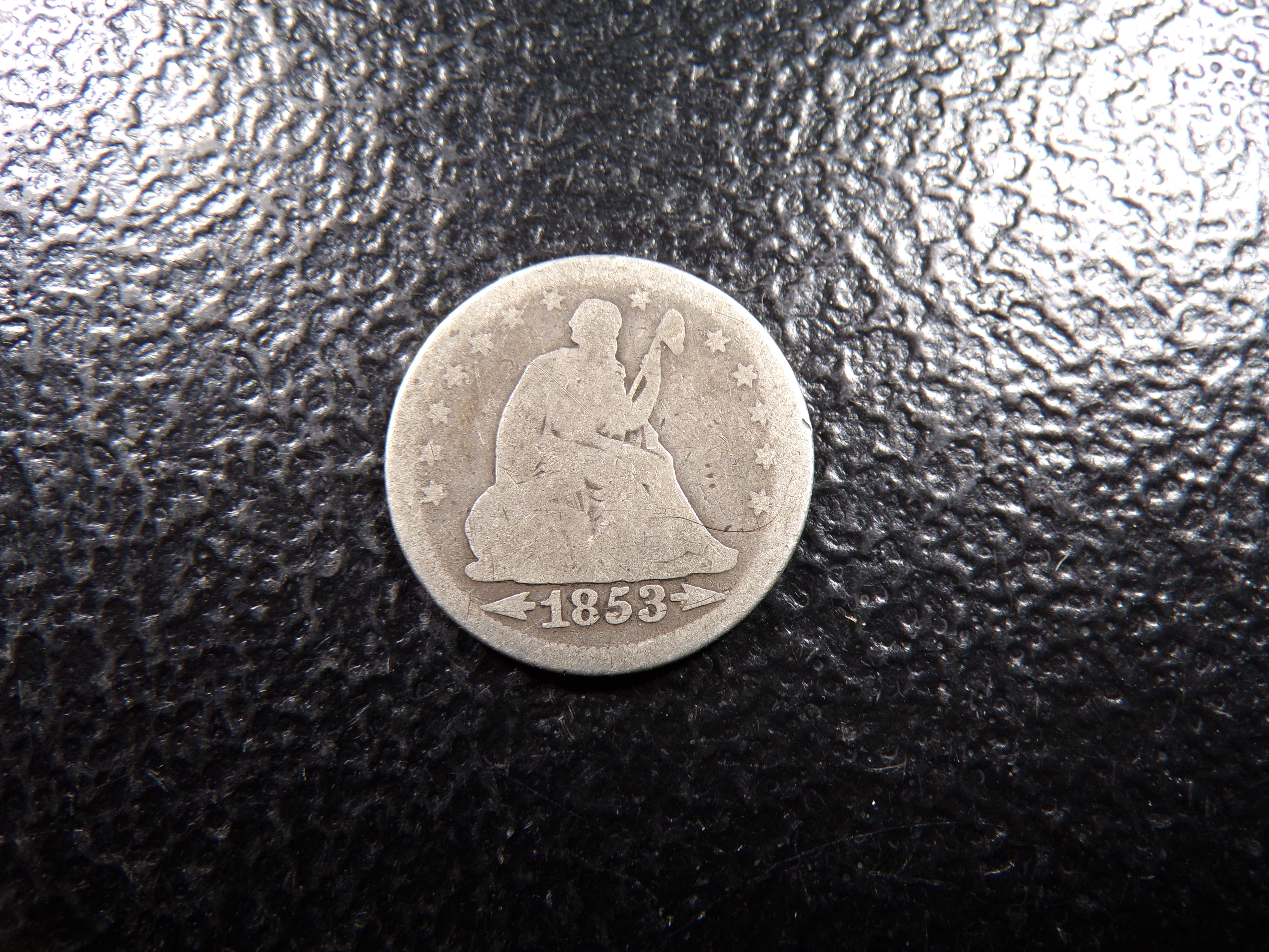1853 W/ARROWS SEATED LIBERTY SILVER QUARTER