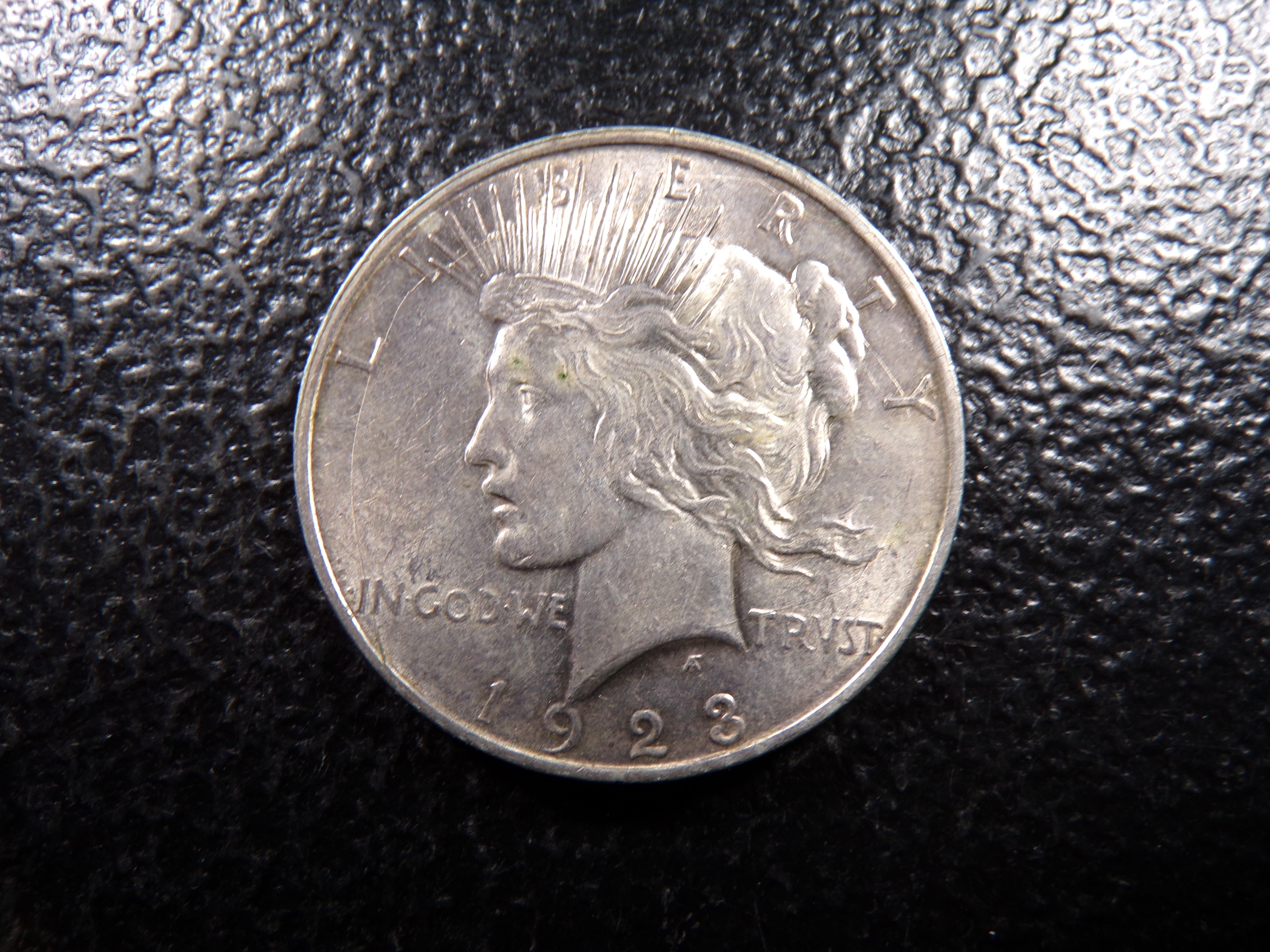 1923-D HIGH GRADE PEACE SILVER DOLLAR