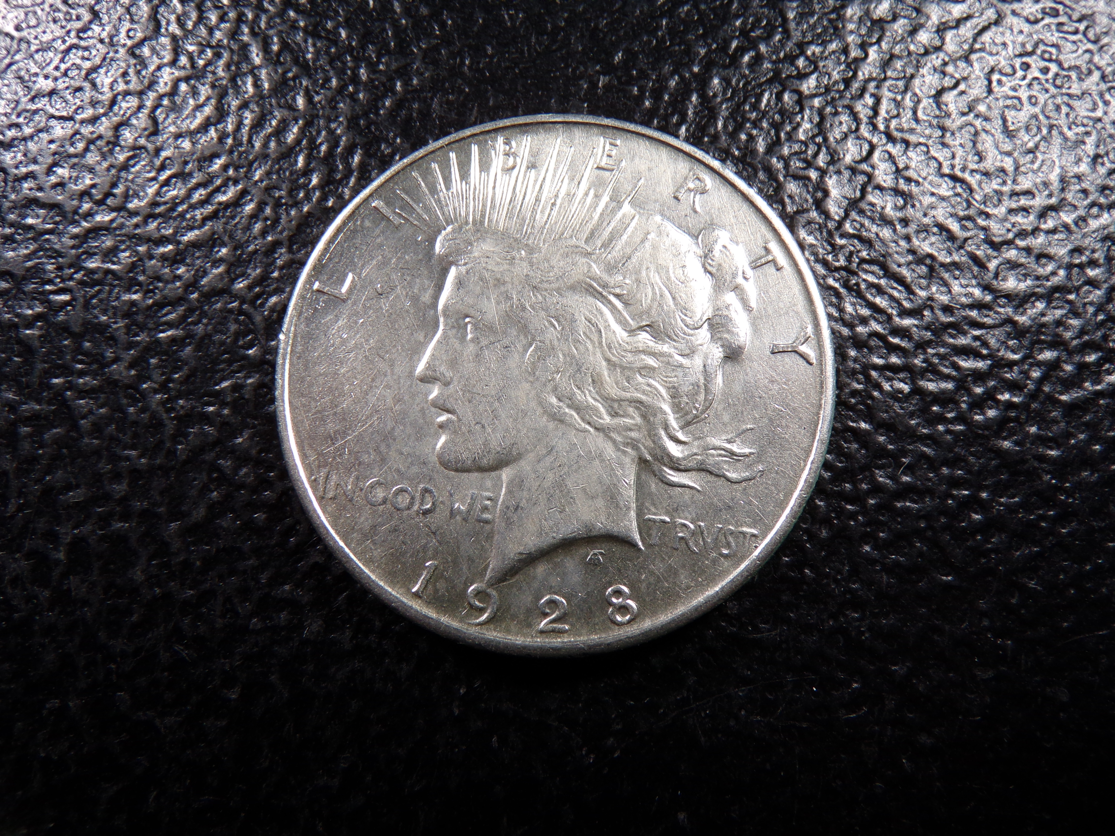 1928-S HIGH GRADE PEACE SILVER DOLLAR