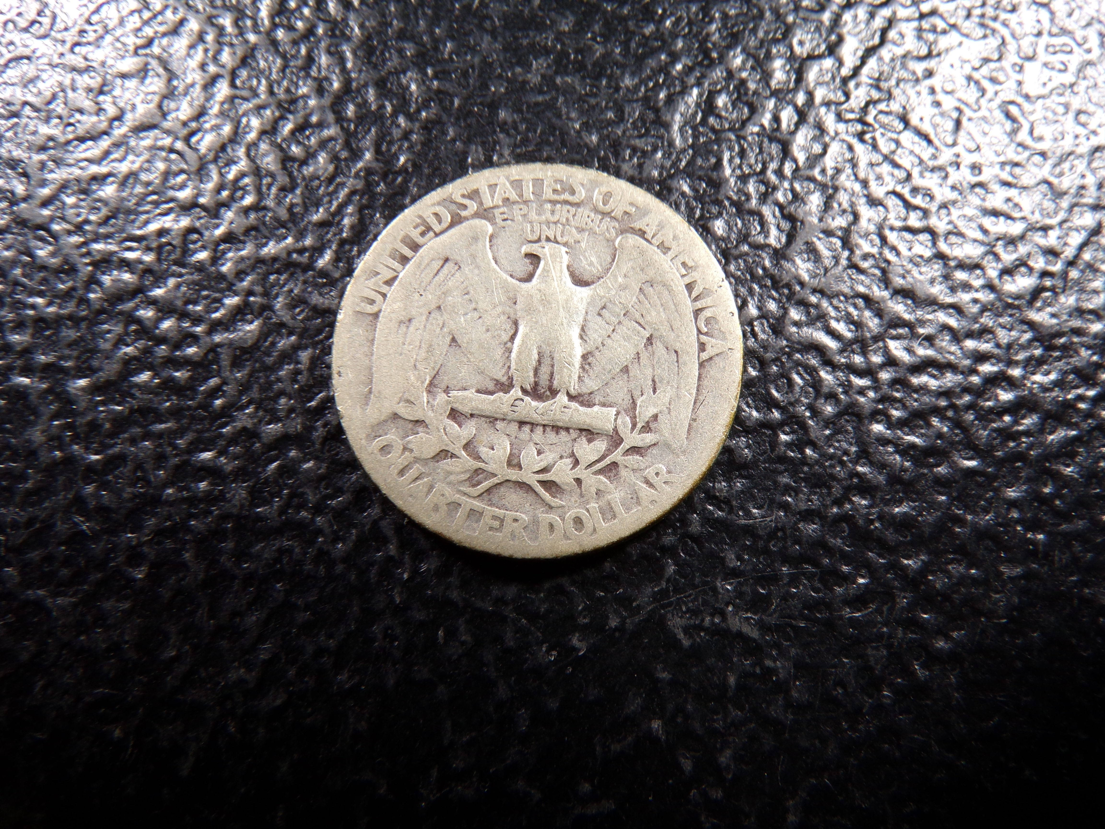 1935 WASHINGTON SILVER QUARTER