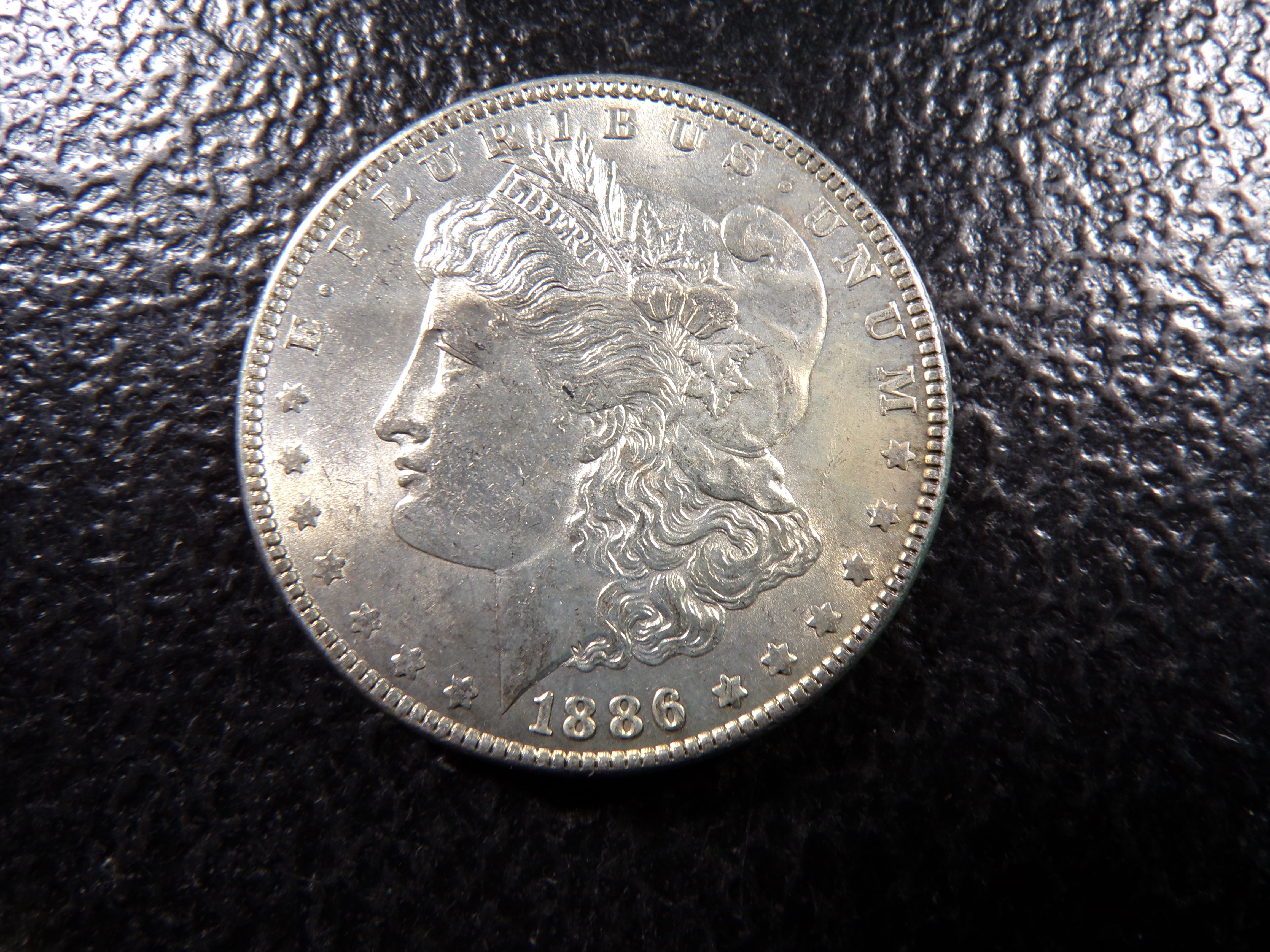 1886 HIGH GRADE MORGAN SILVER DOLLAR