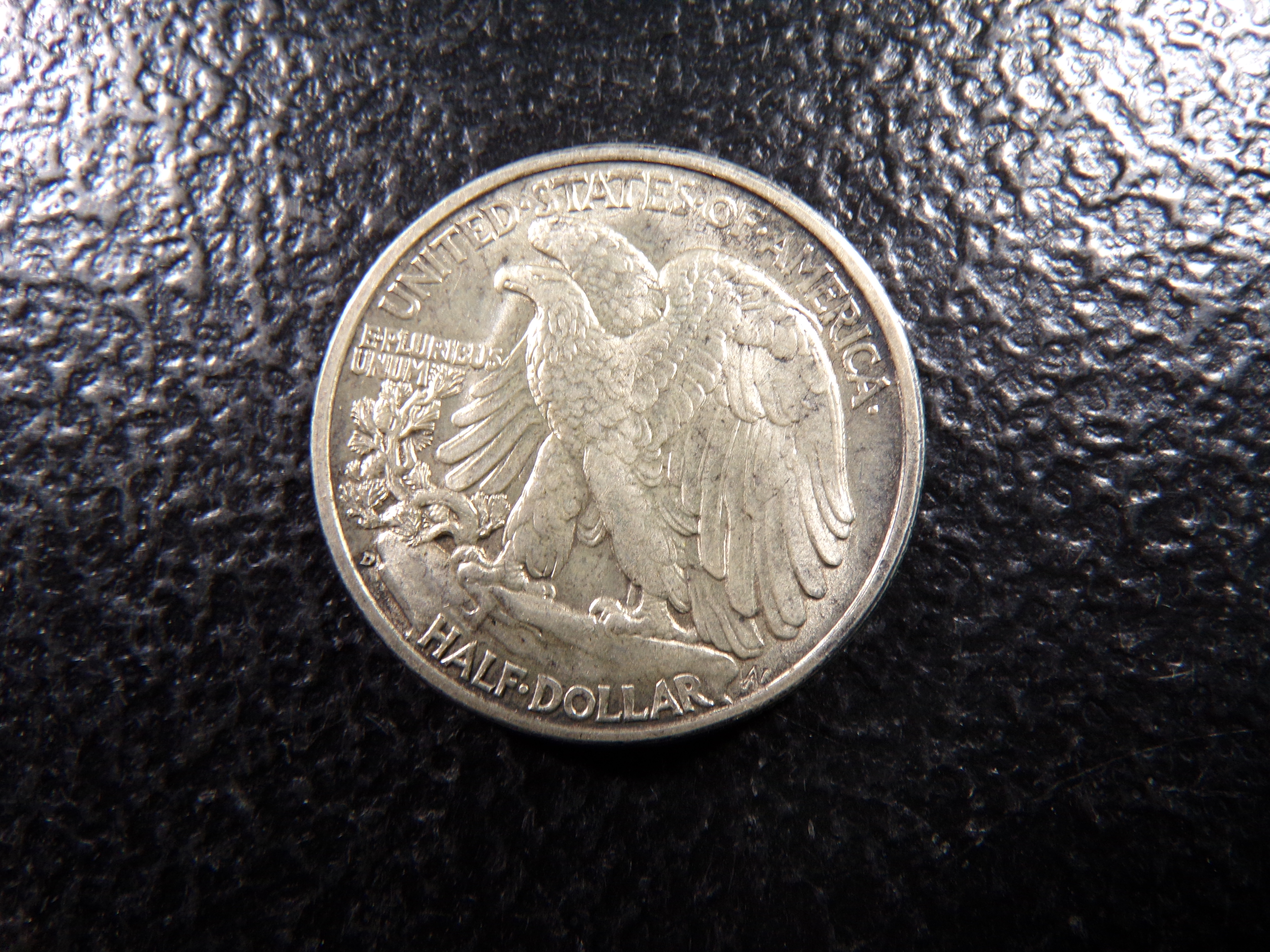 1935-D RARE DATE HIGH GRADE WALKING LIBERTY SILVER HALF DOLLAR