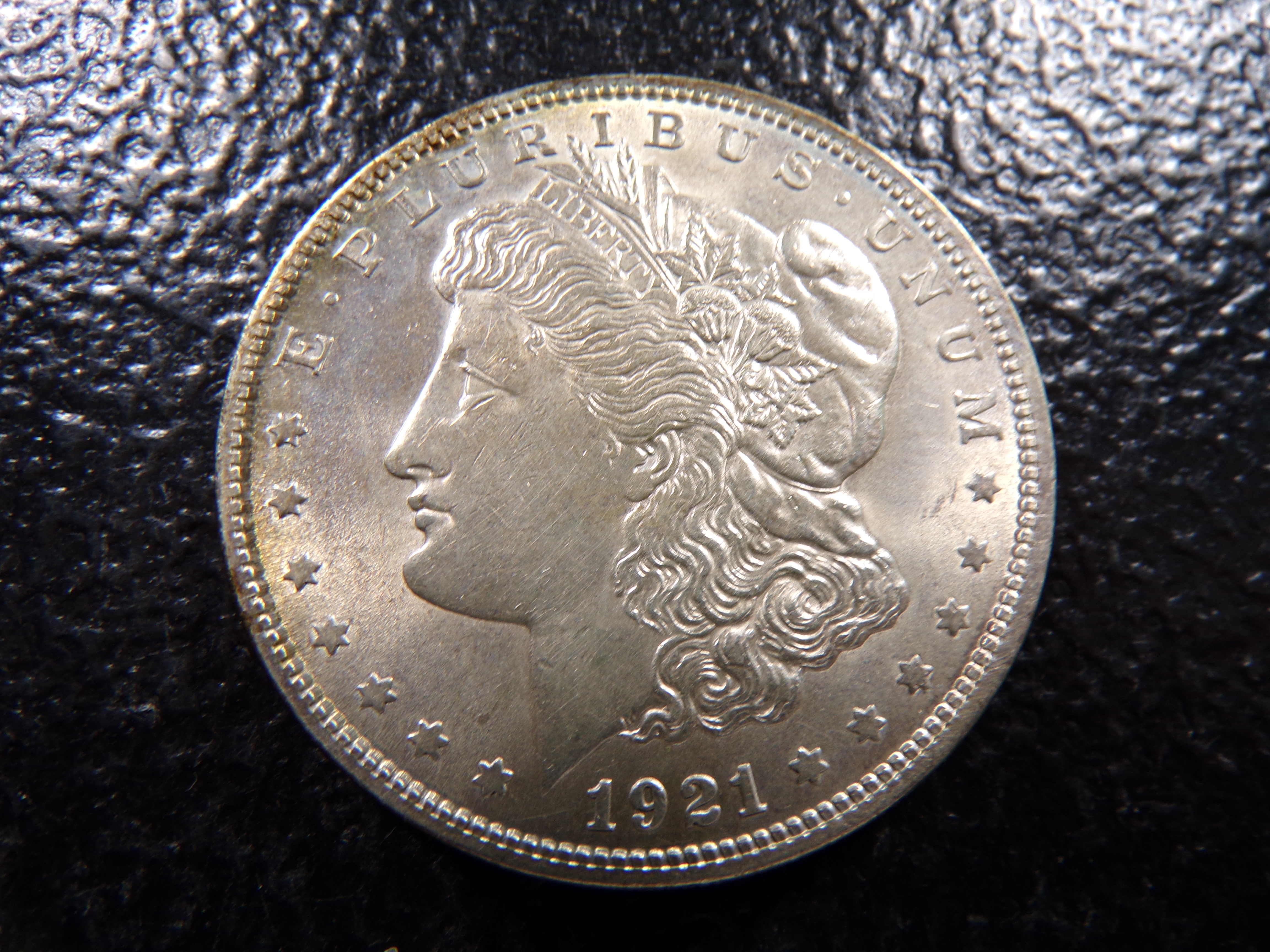 1921 MORGAN SILVER DOLLAR