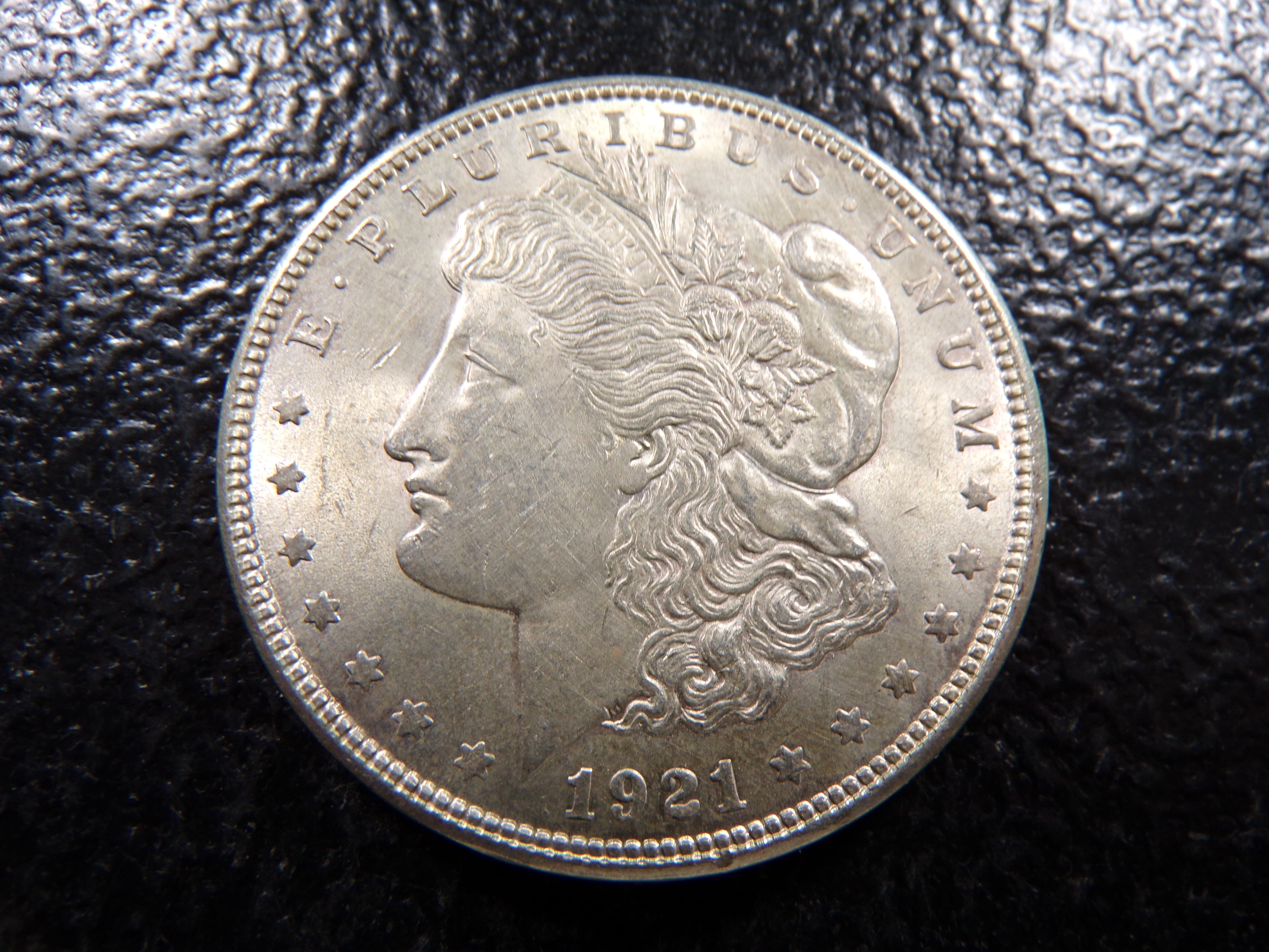 1921 MORGAN SILVER DOLLAR
