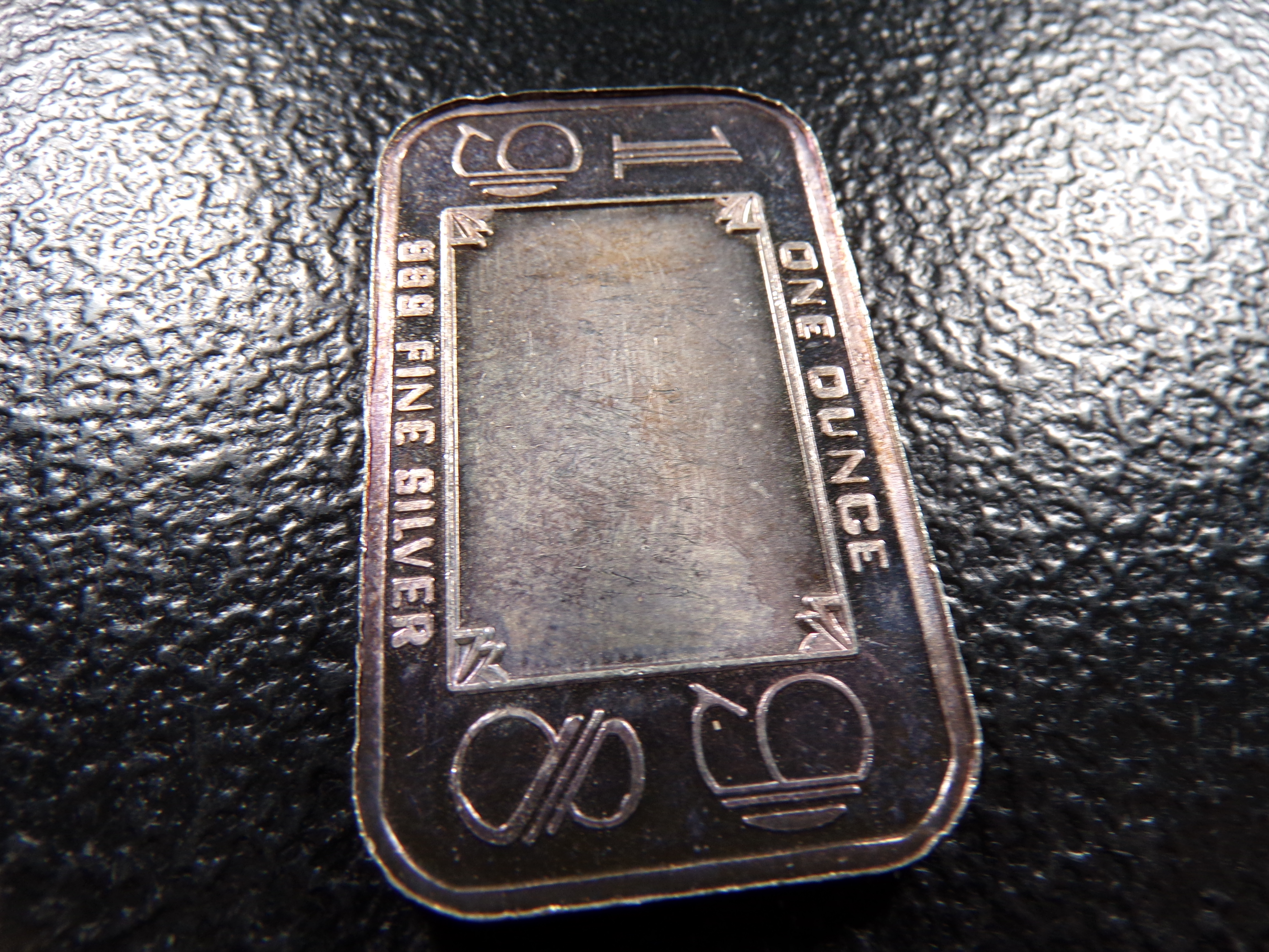 1 OUNCE .999 FINE SILVER BAR HANUKKAH SILVER BAR