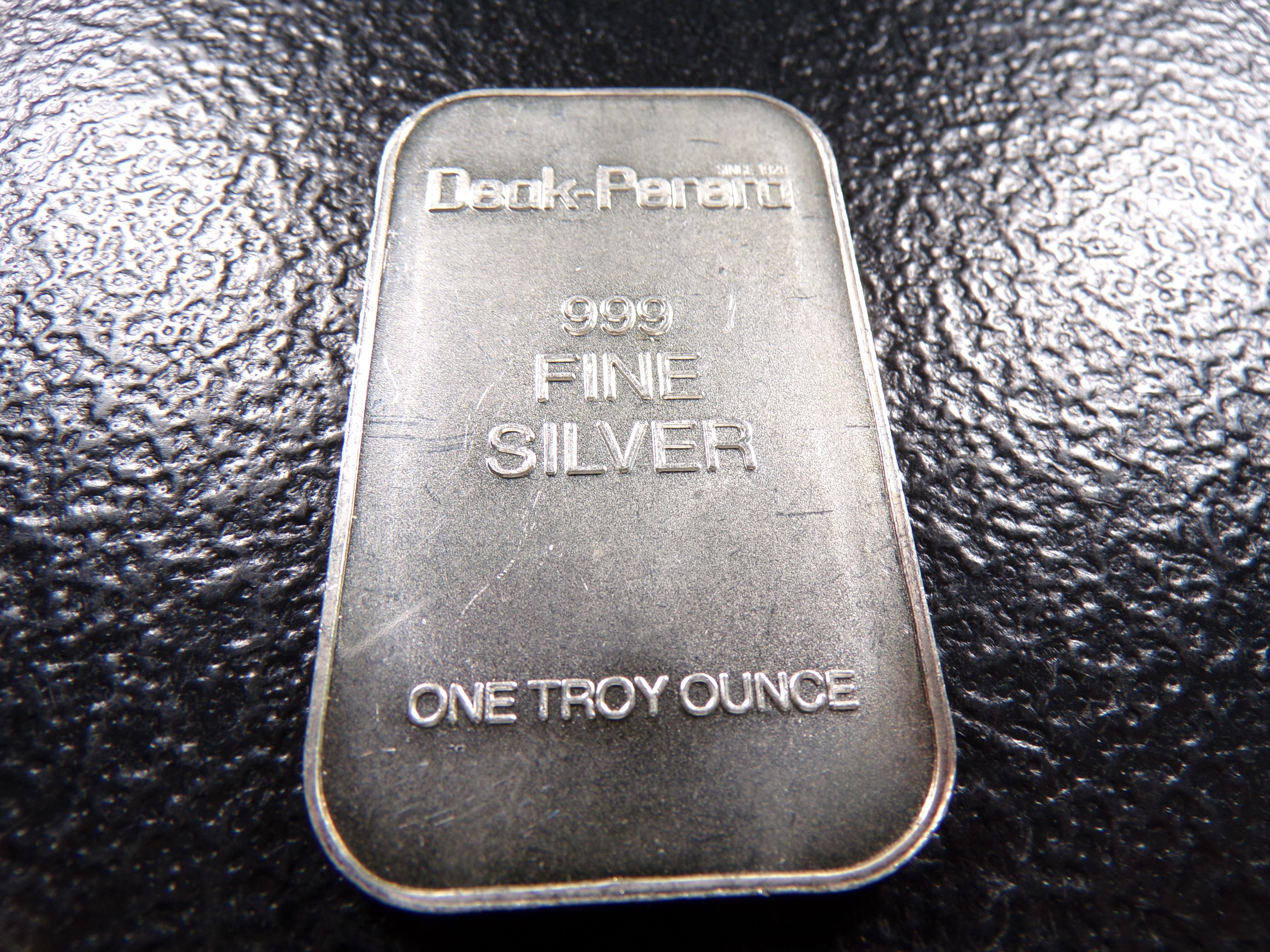 1 OUNCE .999 FINE SILVER BAR DEAK PERERA SILVER BAR