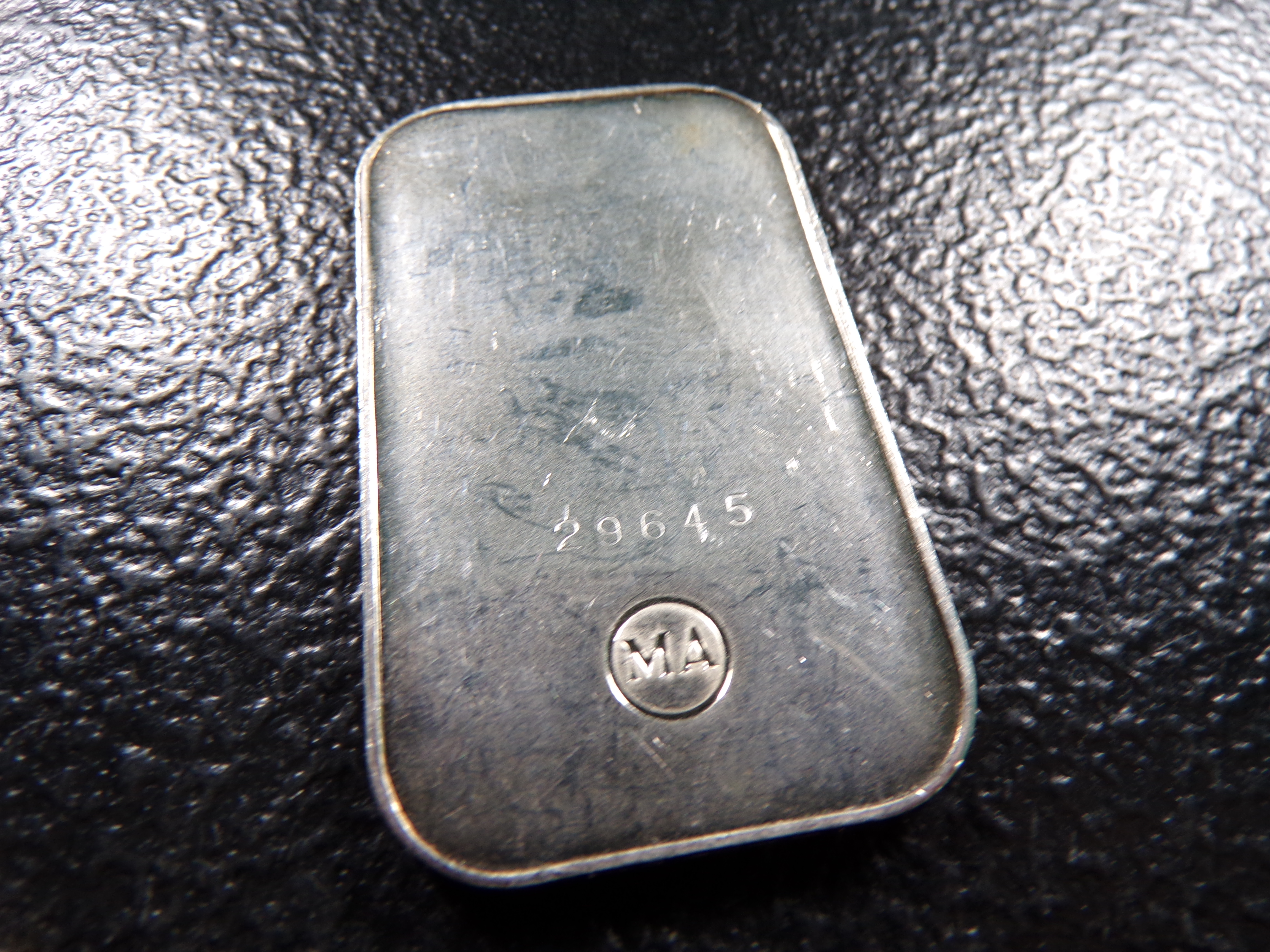 1 OUNCE .999 FINE SILVER BAR DEAK PERERA SILVER BAR