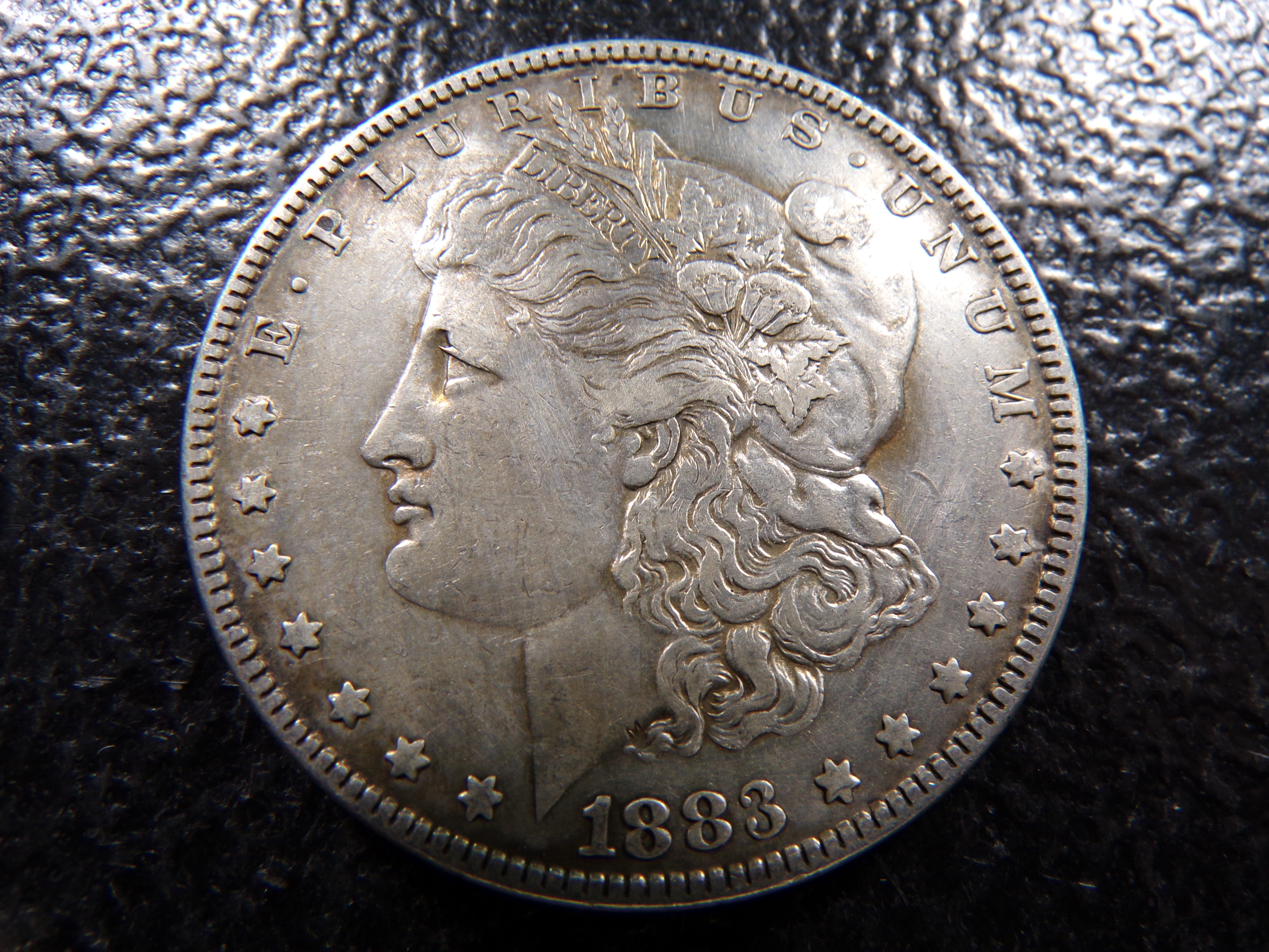 1883 MORGAN SILVER DOLLAR