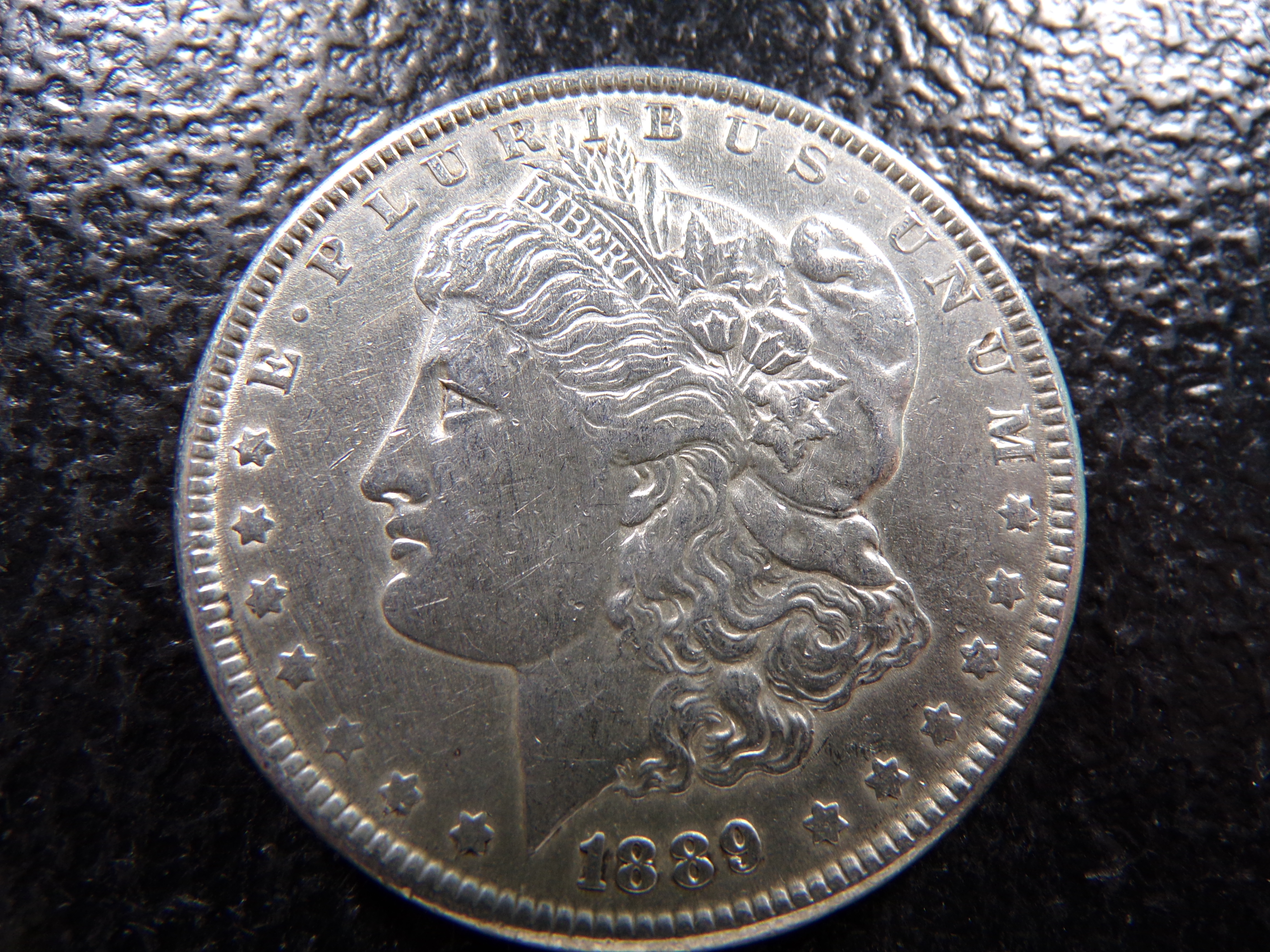 1889 MORGAN SILVER DOLLAR