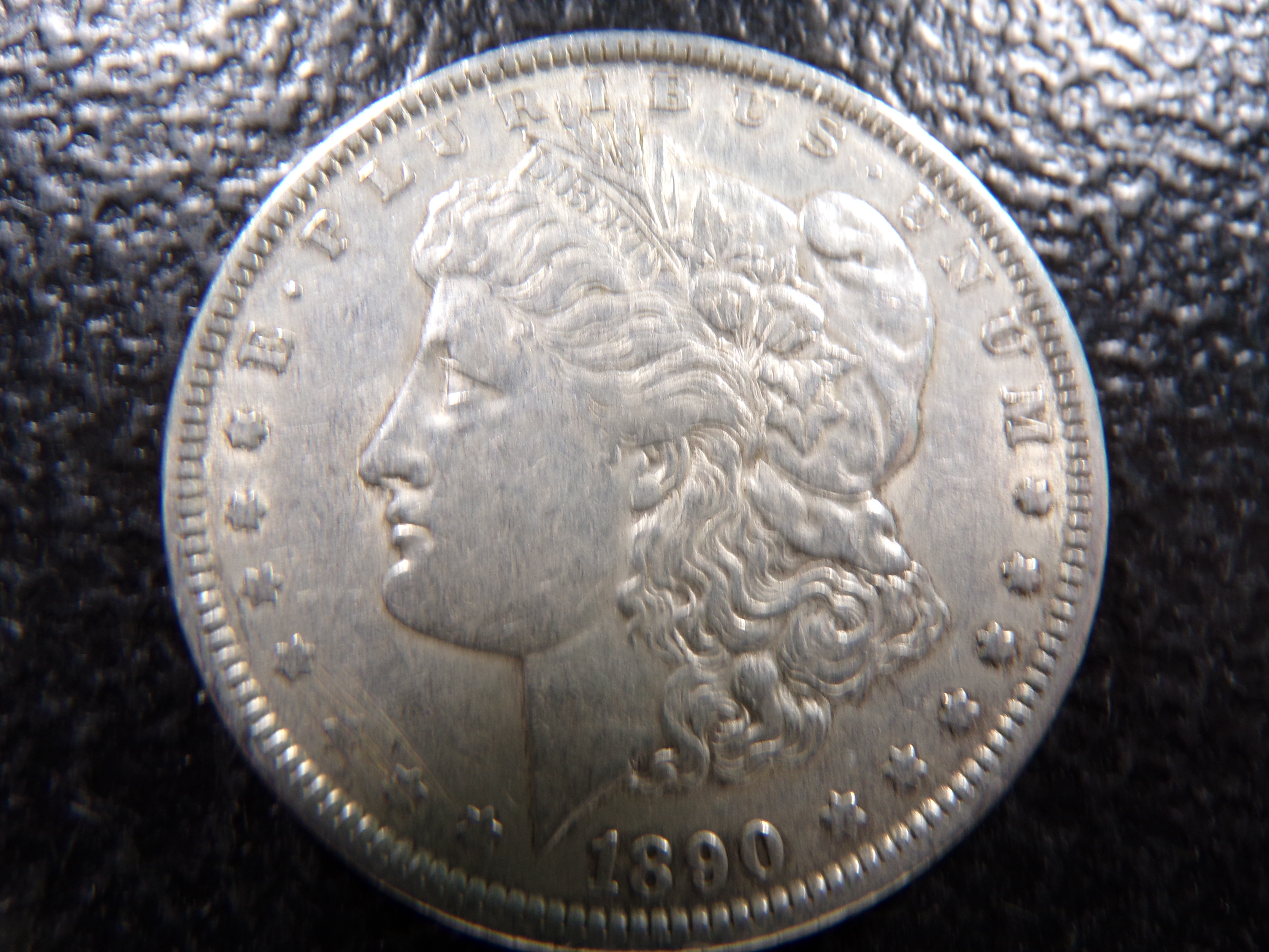 1890 MORGAN SILVER DOLLAR
